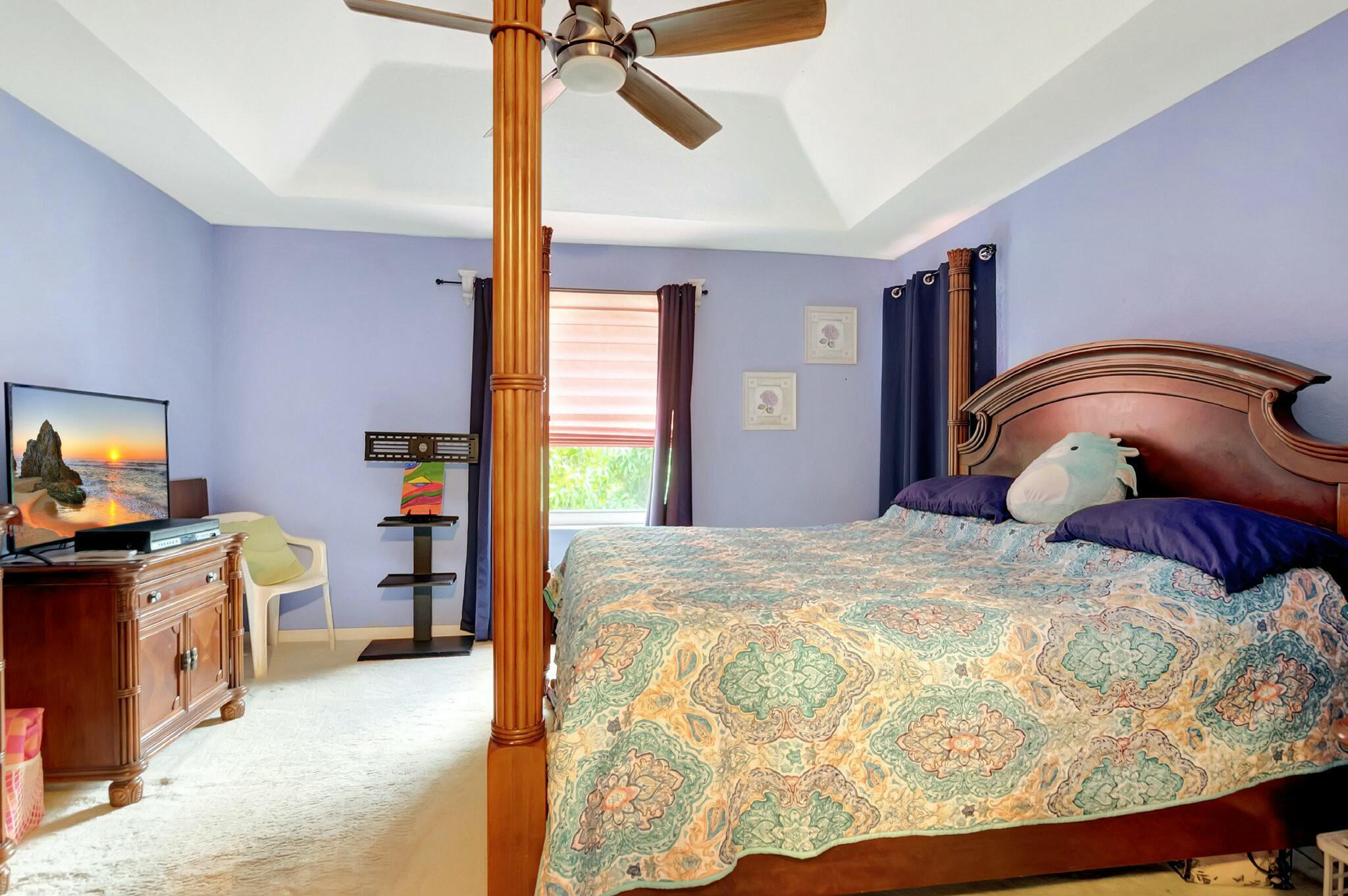 Regency Lakes - Residential