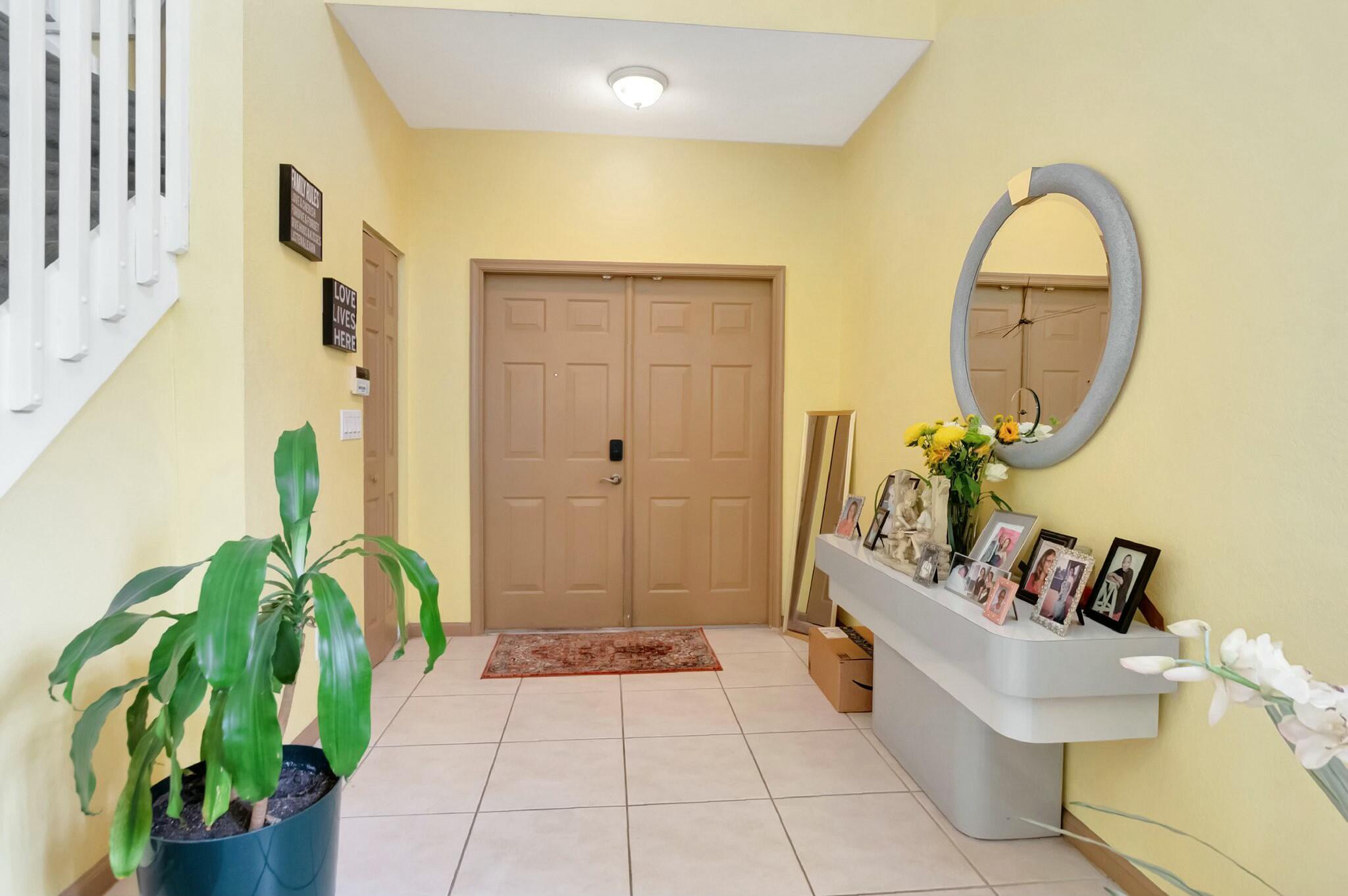 Regency Lakes - Residential