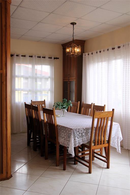 DUNCAN VILLAGE - Residential