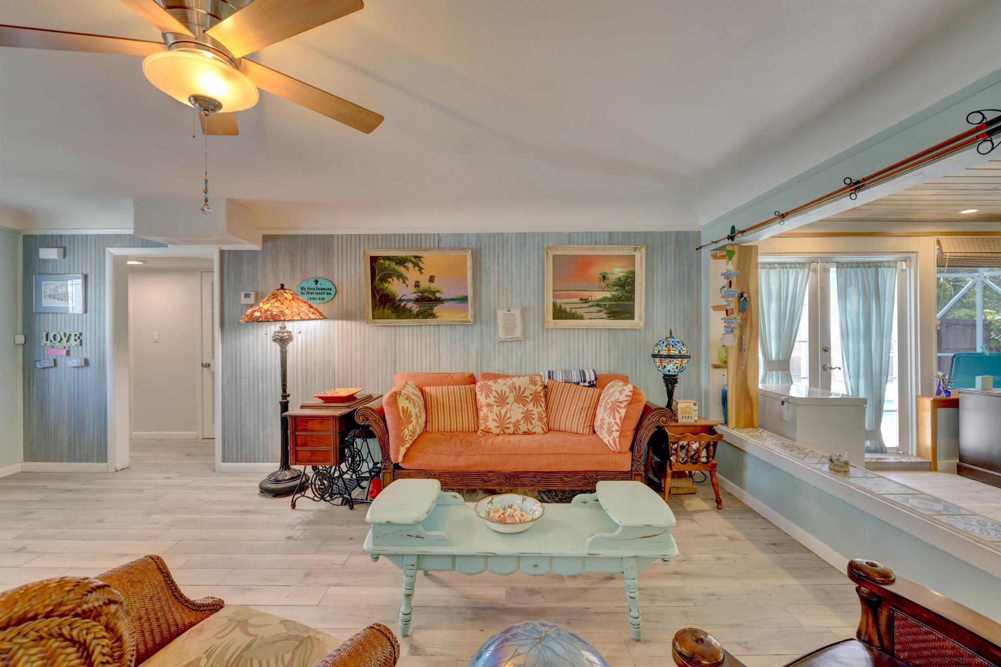 SURFSIDE UNIT 1 SUBDIVISI - Residential