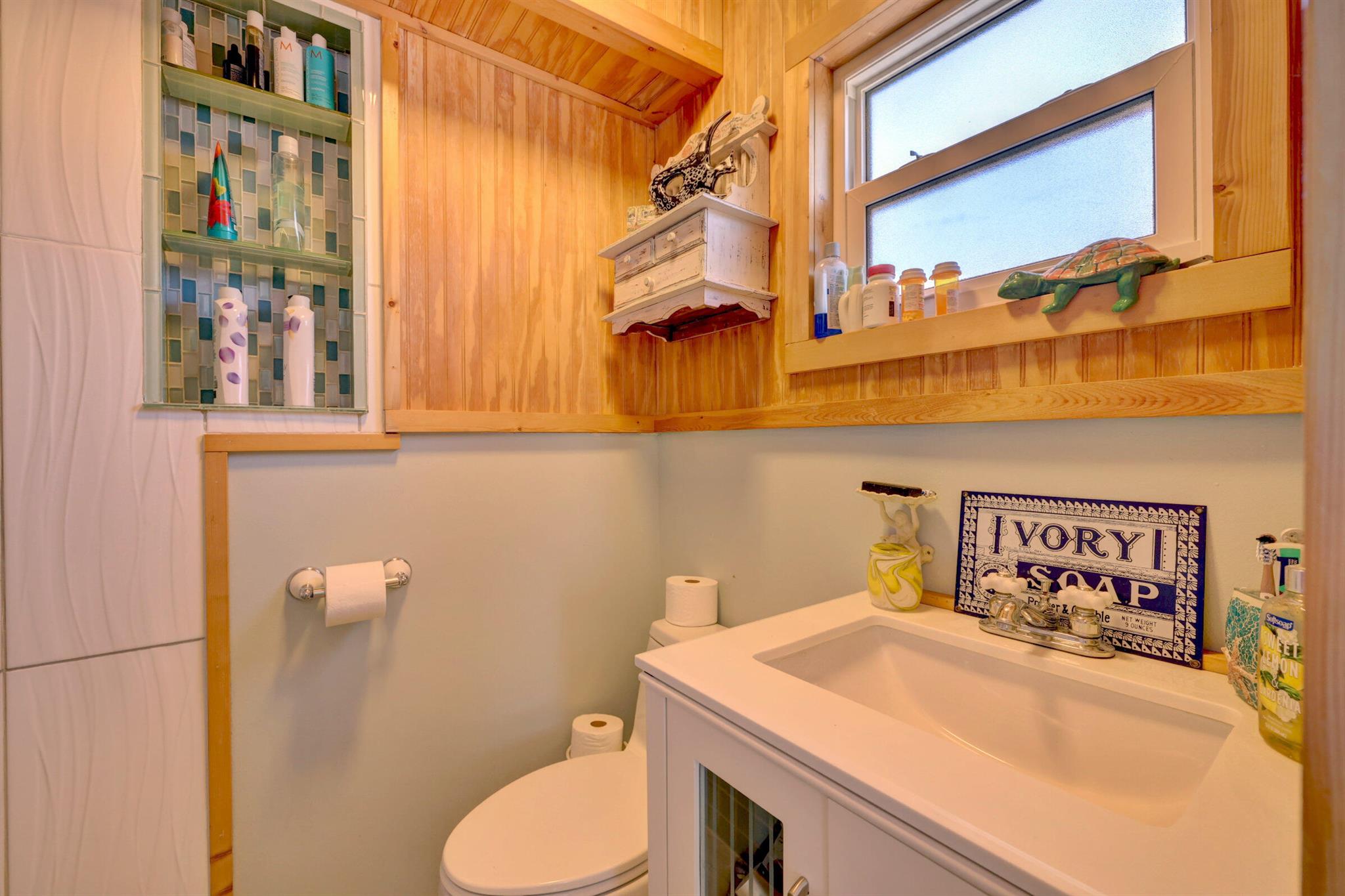 SURFSIDE UNIT 1 SUBDIVISI - Residential