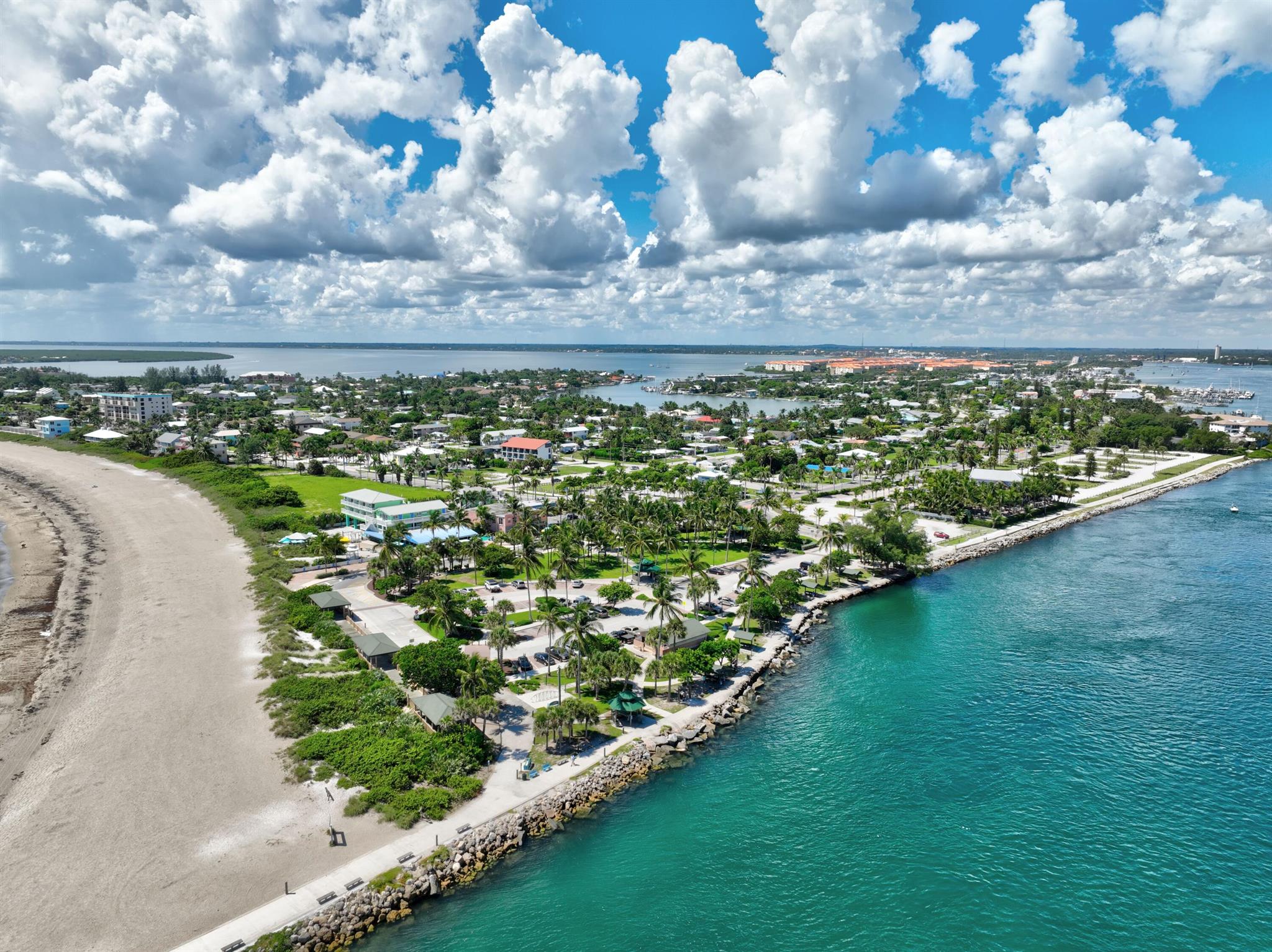 SURFSIDE UNIT 1 SUBDIVISI - Residential