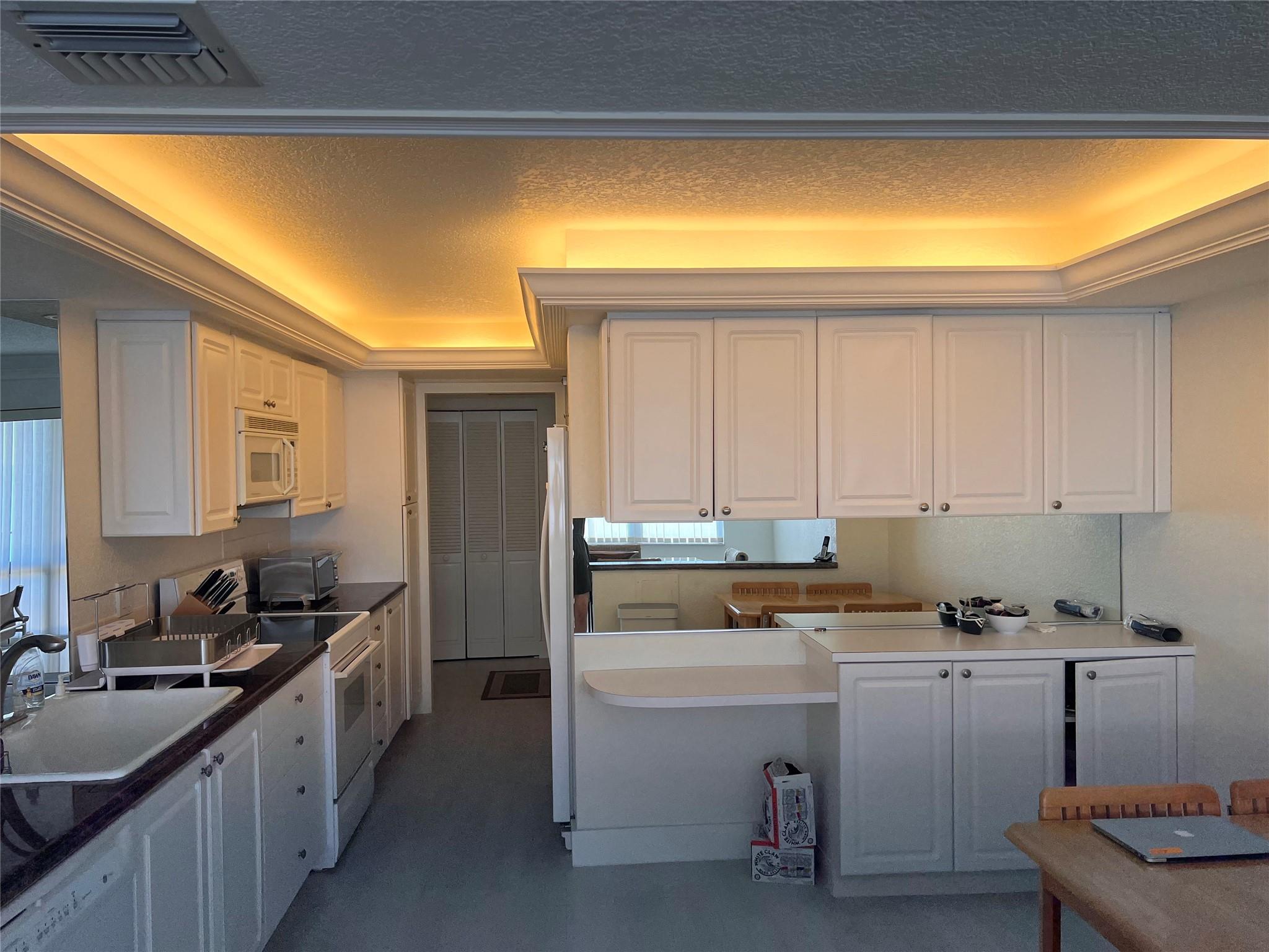 SEA RANCH CLUB CONDO - Residential Lease