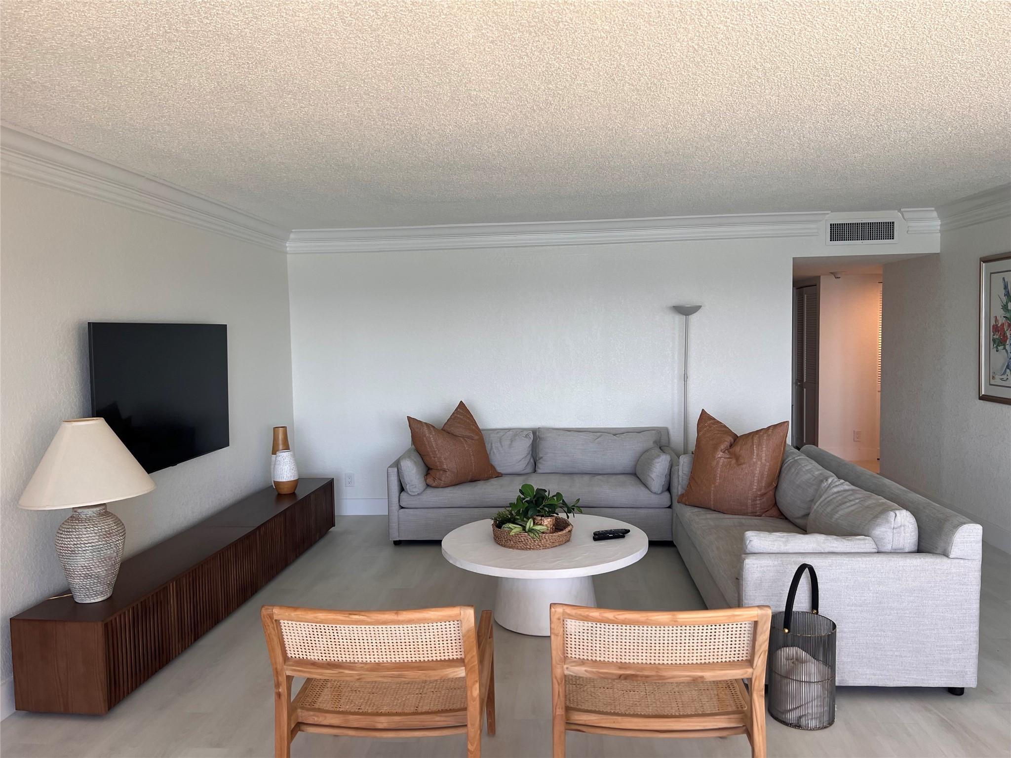 SEA RANCH CLUB CONDO - Residential Lease