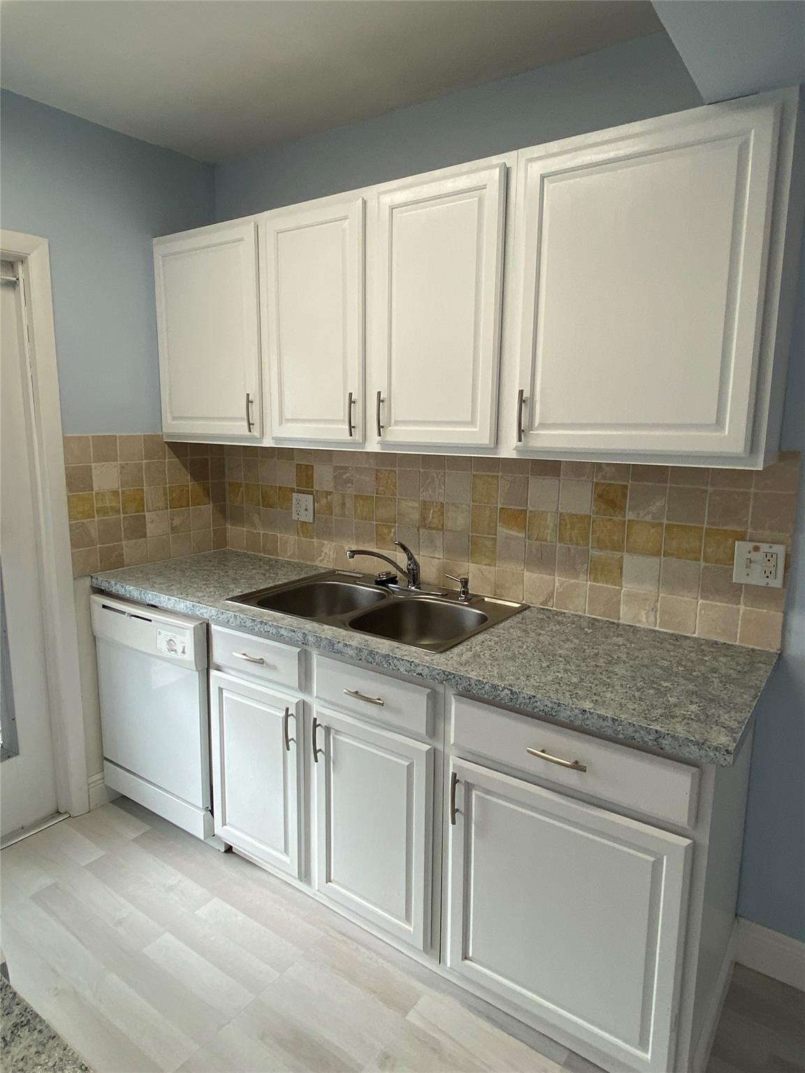 SOUTH LEISURE BY THE SEA CONDO - Residential