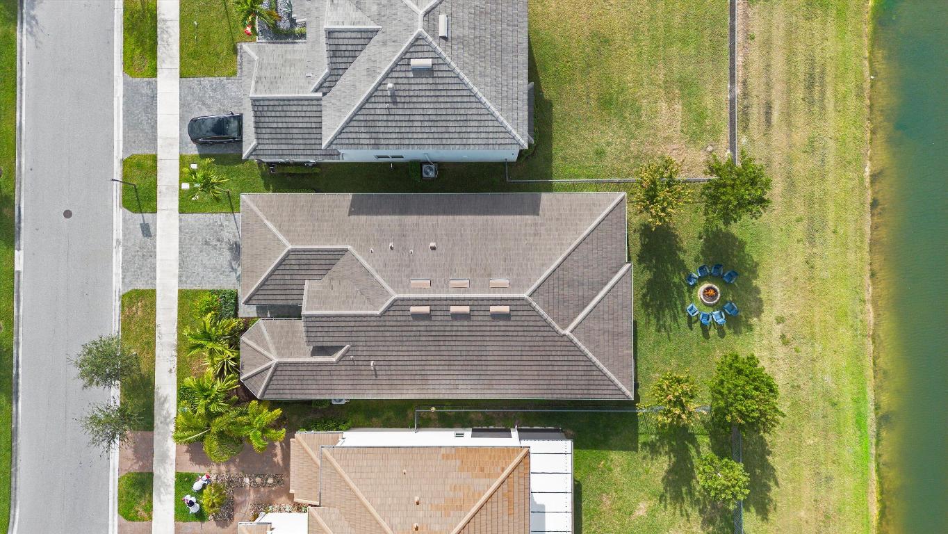 GROVES OF WESTLAKE - Residential