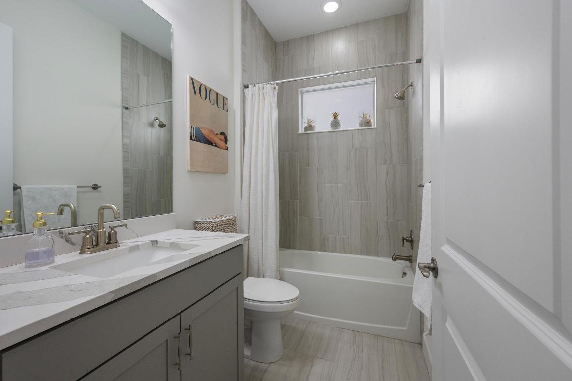 GROVES OF WESTLAKE - Residential