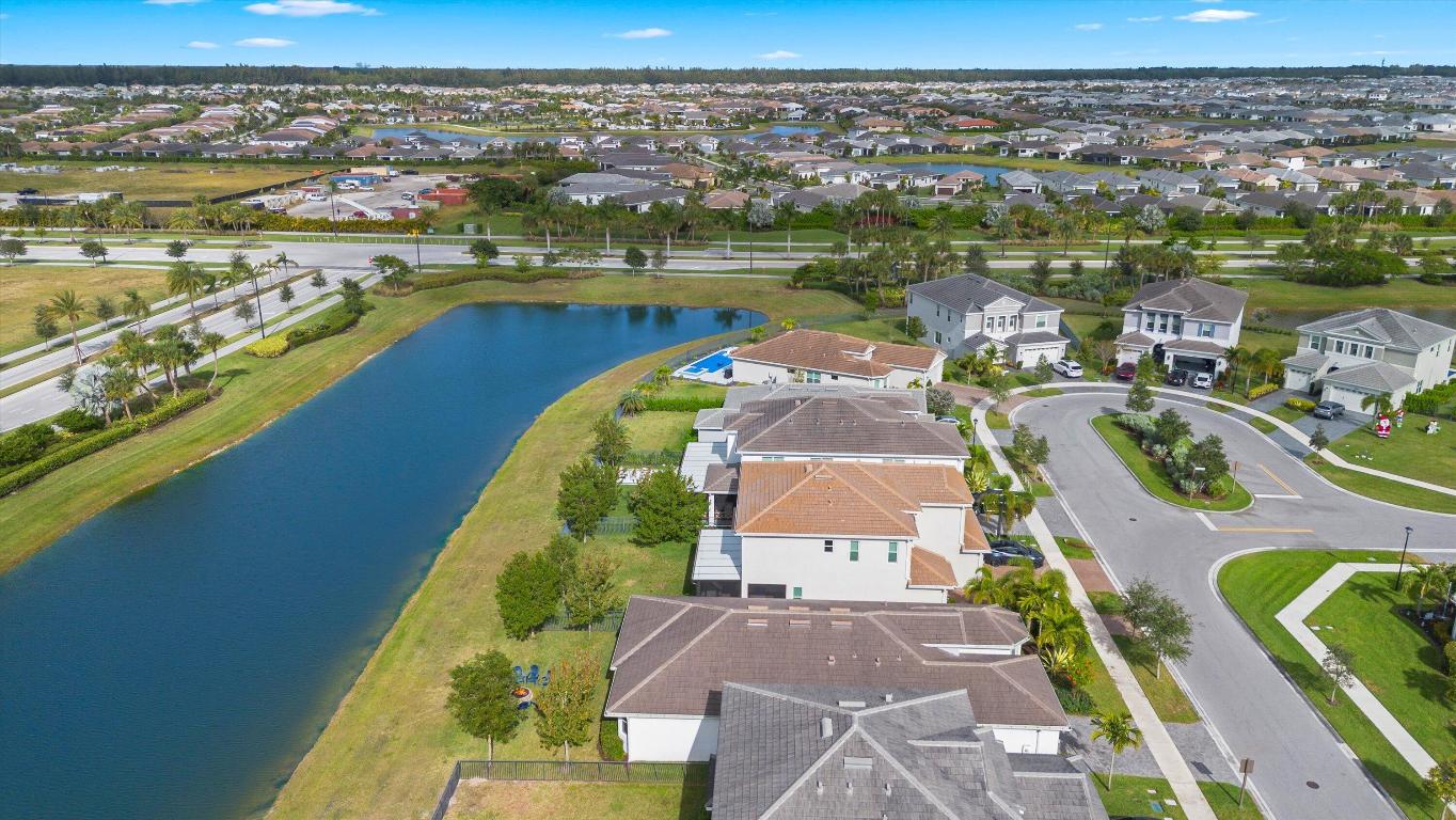 GROVES OF WESTLAKE - Residential