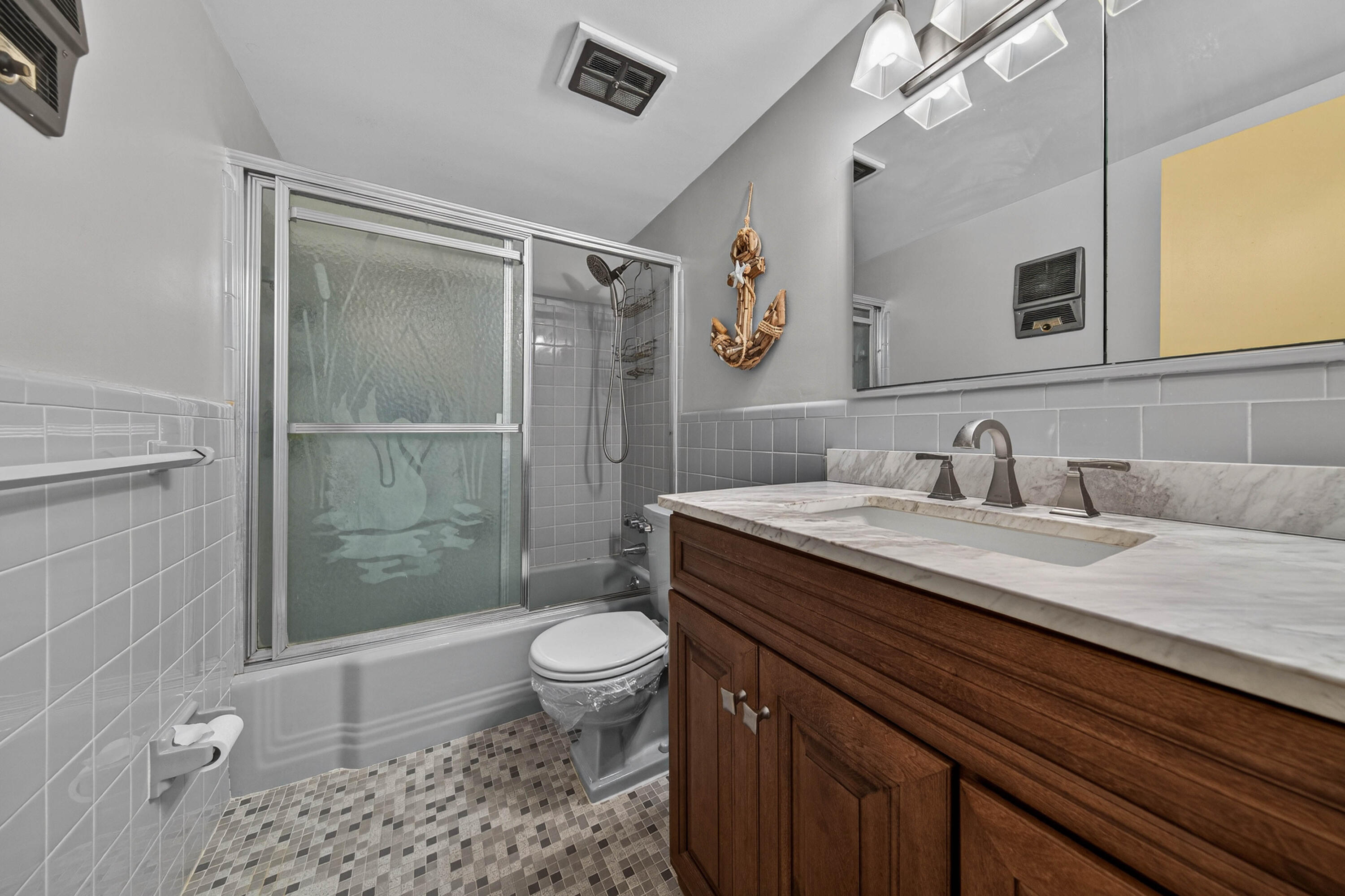 COUNTRY CLUB TERRACE CO-OP - Residential