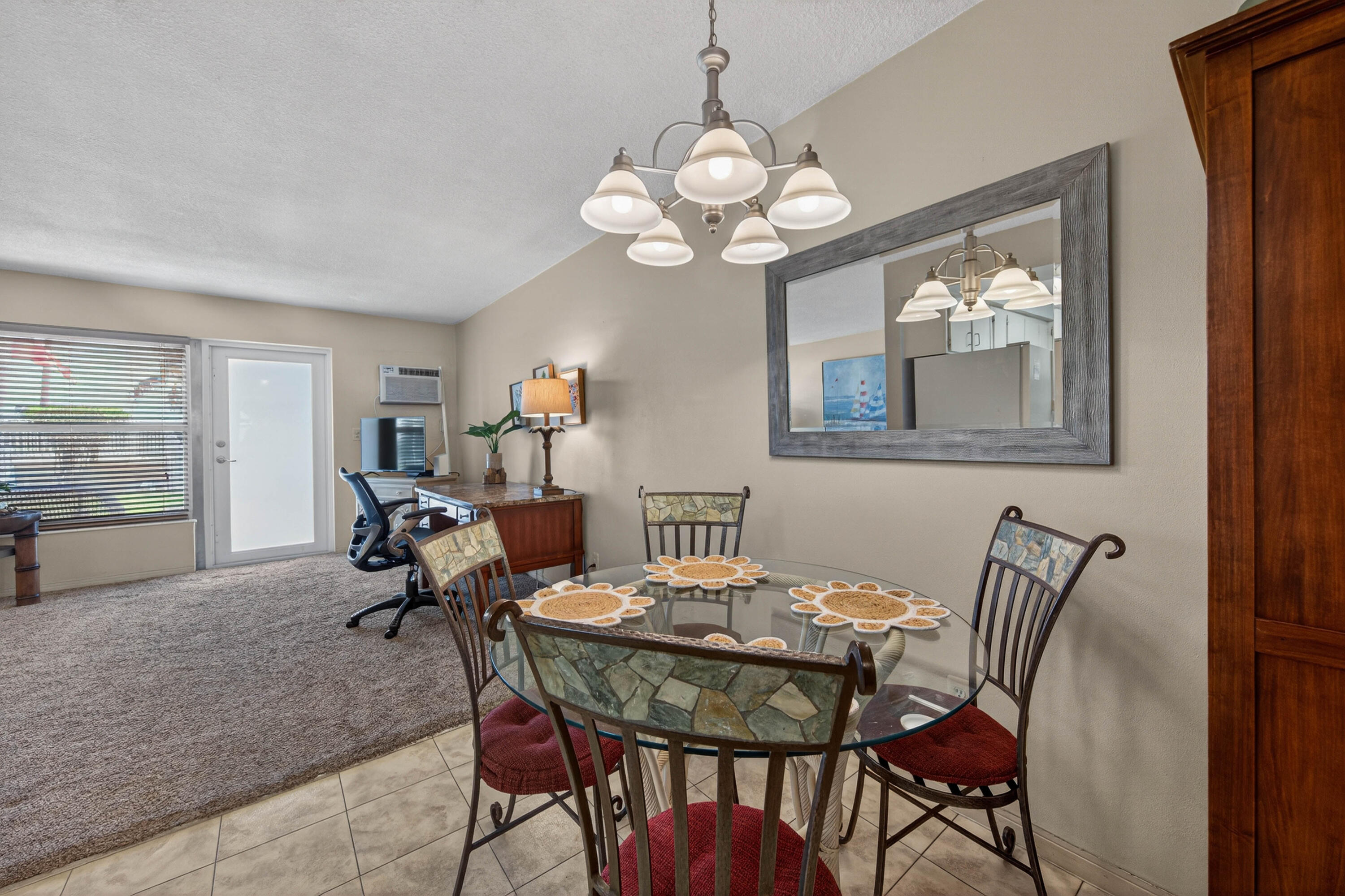 COUNTRY CLUB TERRACE CO-OP - Residential