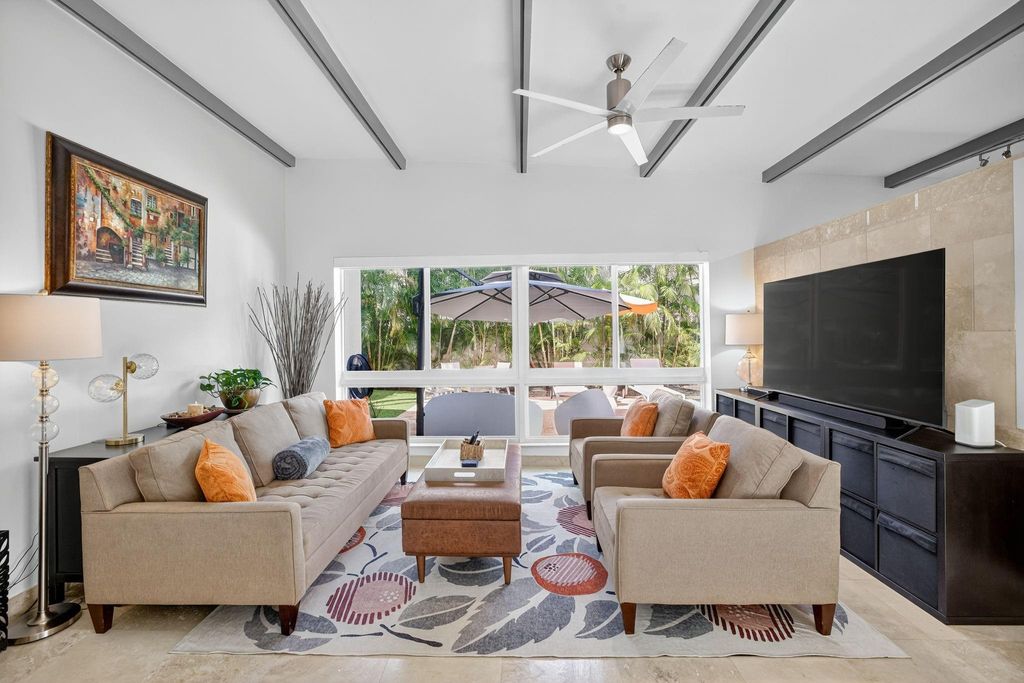 Photo of 2625 NE 16th Ave, Wilton Manors, FL 33334 (MLS # F10531218)