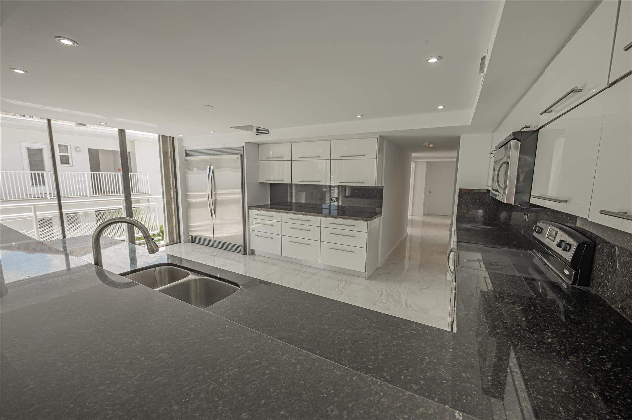 GOLDEN ISLES SEC C - Residential Lease