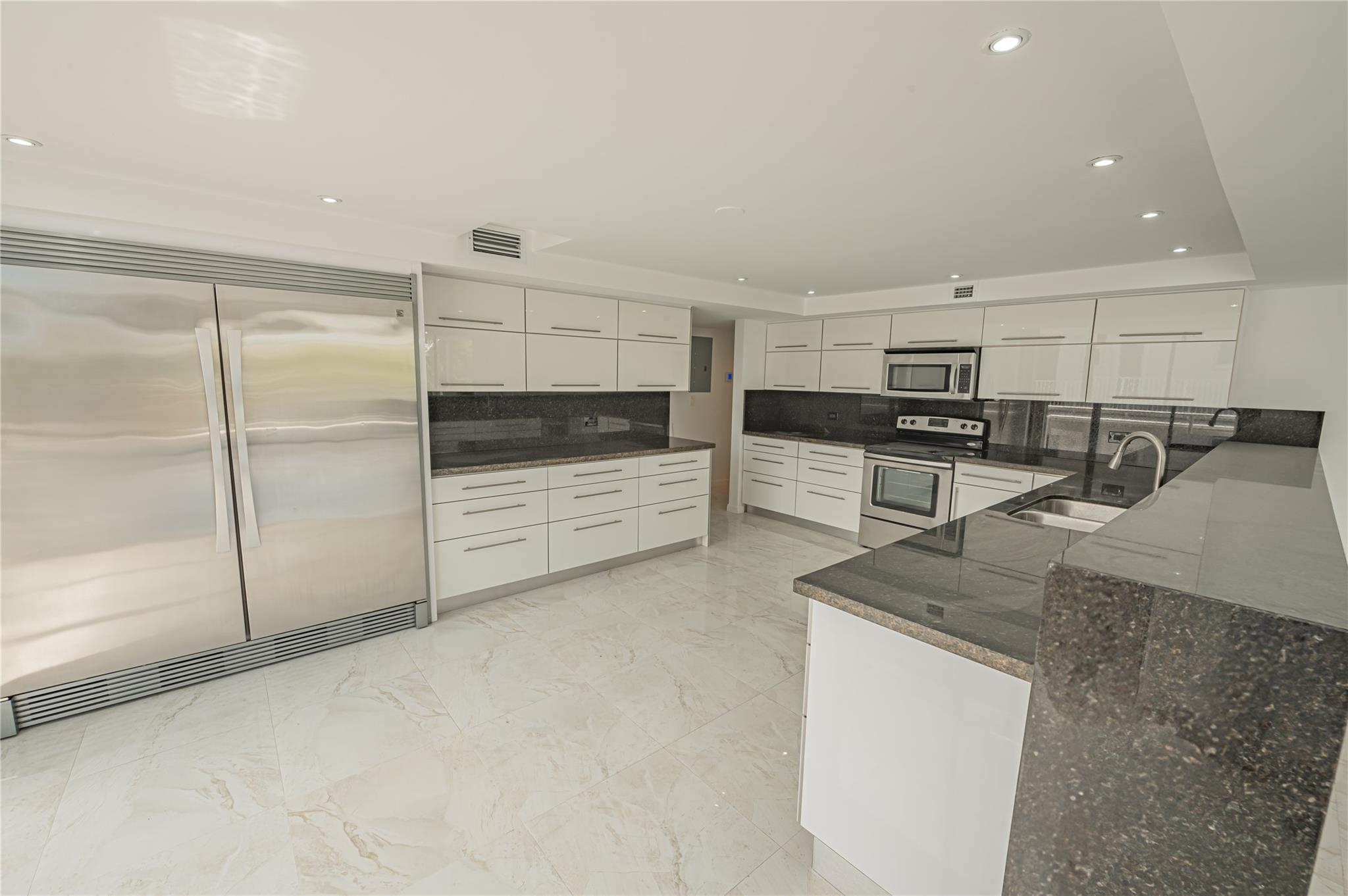 GOLDEN ISLES SEC C - Residential Lease