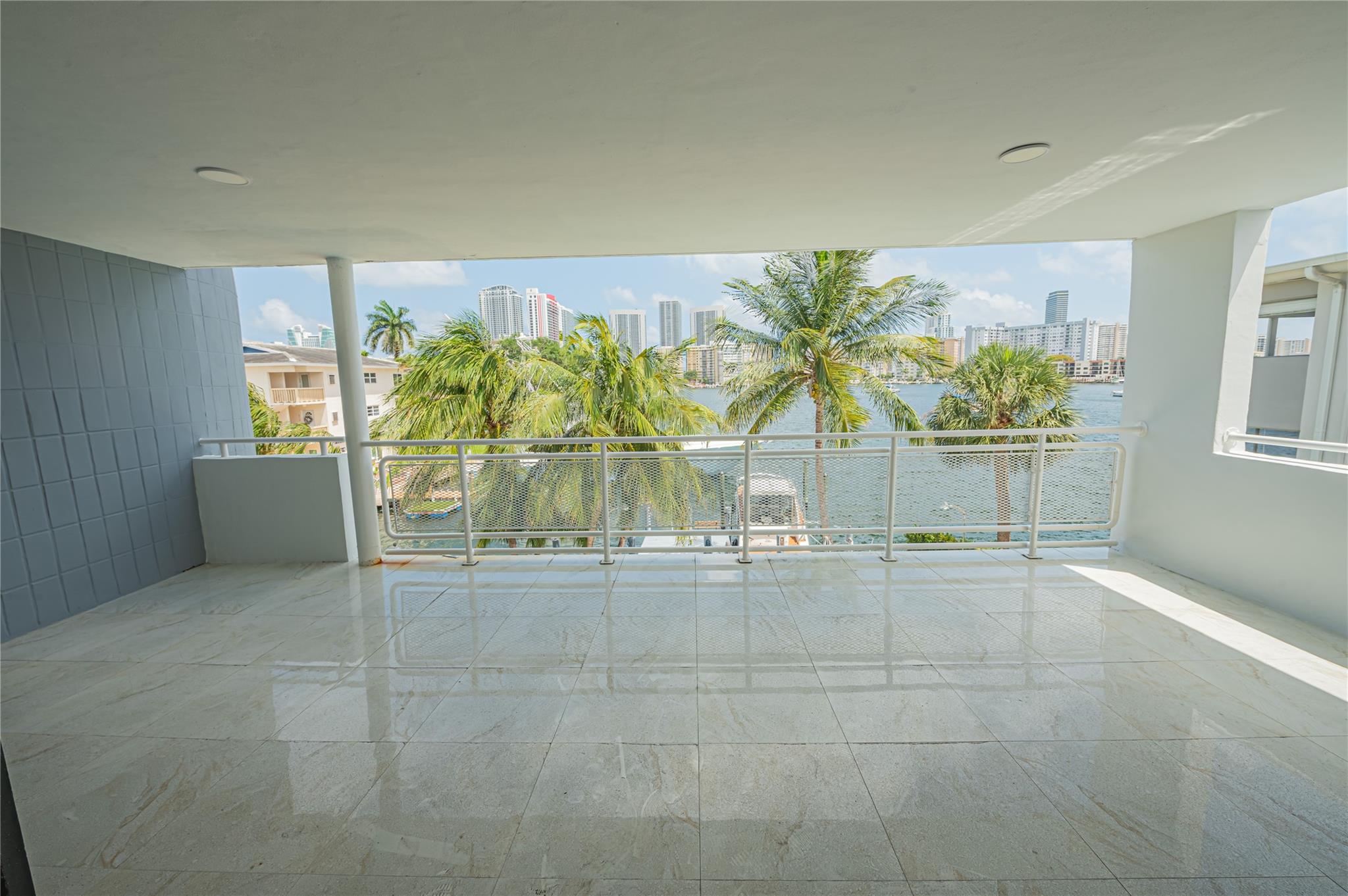 GOLDEN ISLES SEC C - Residential Lease