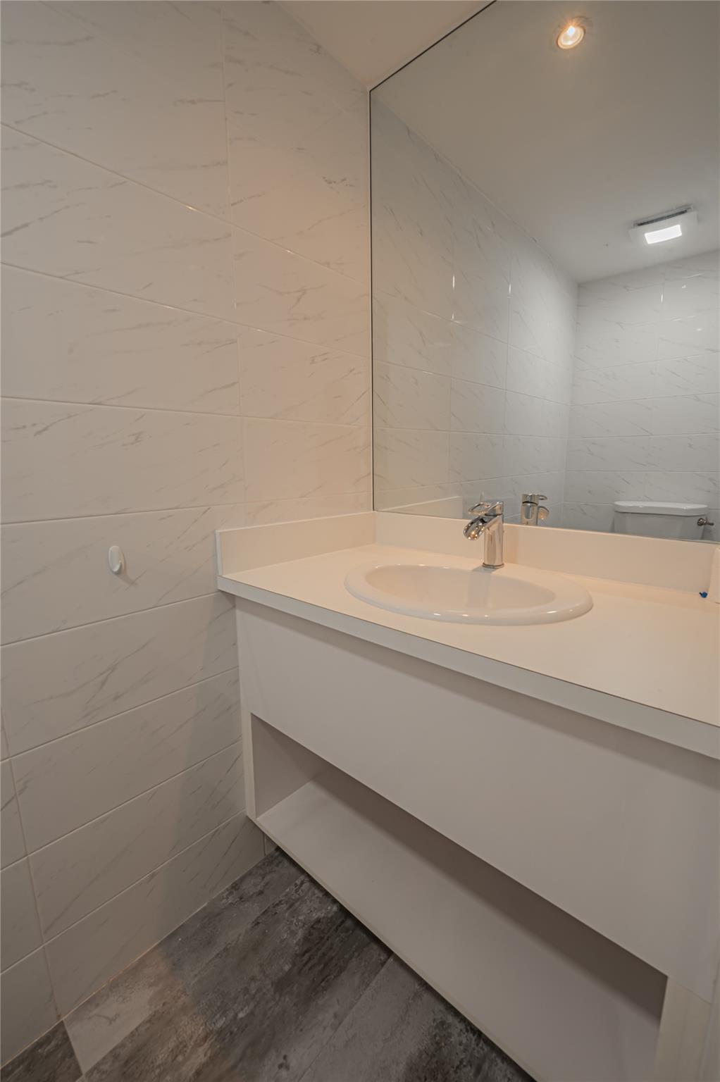 GOLDEN ISLES SEC C - Residential Lease