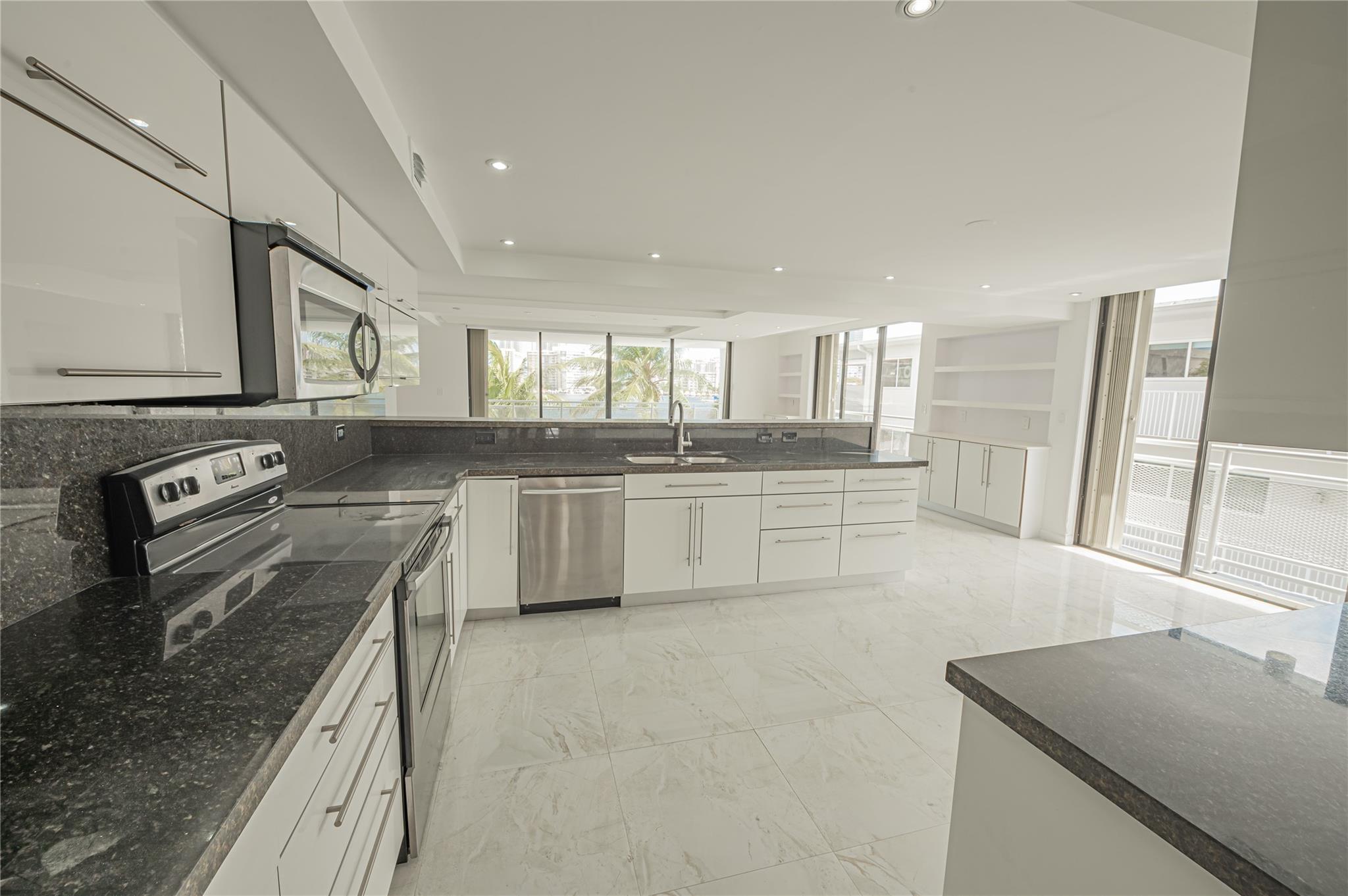 GOLDEN ISLES SEC C - Residential Lease