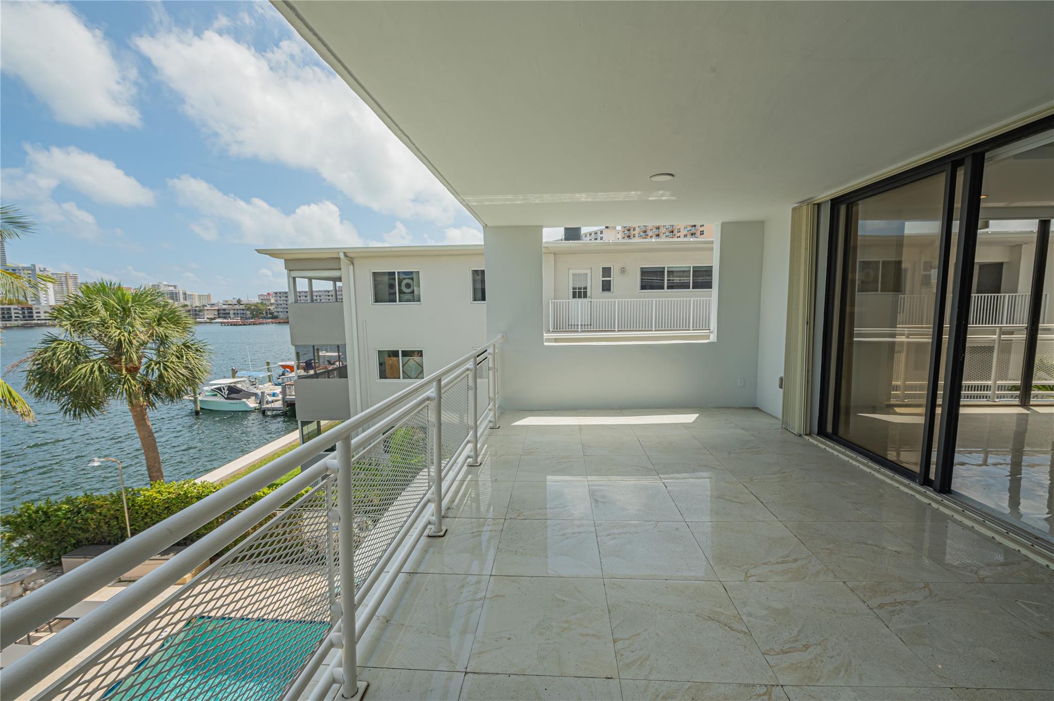 GOLDEN ISLES SEC C - Residential Lease