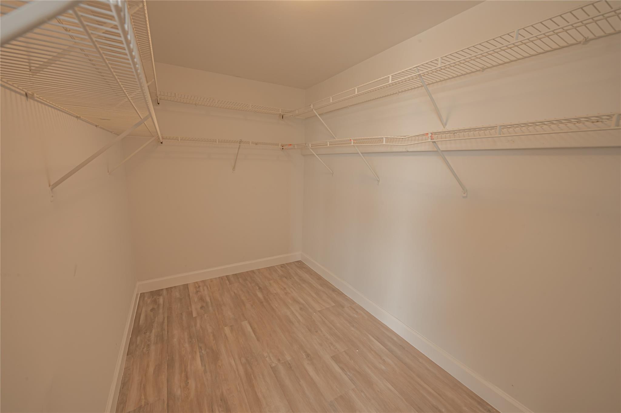 GOLDEN ISLES SEC C - Residential Lease