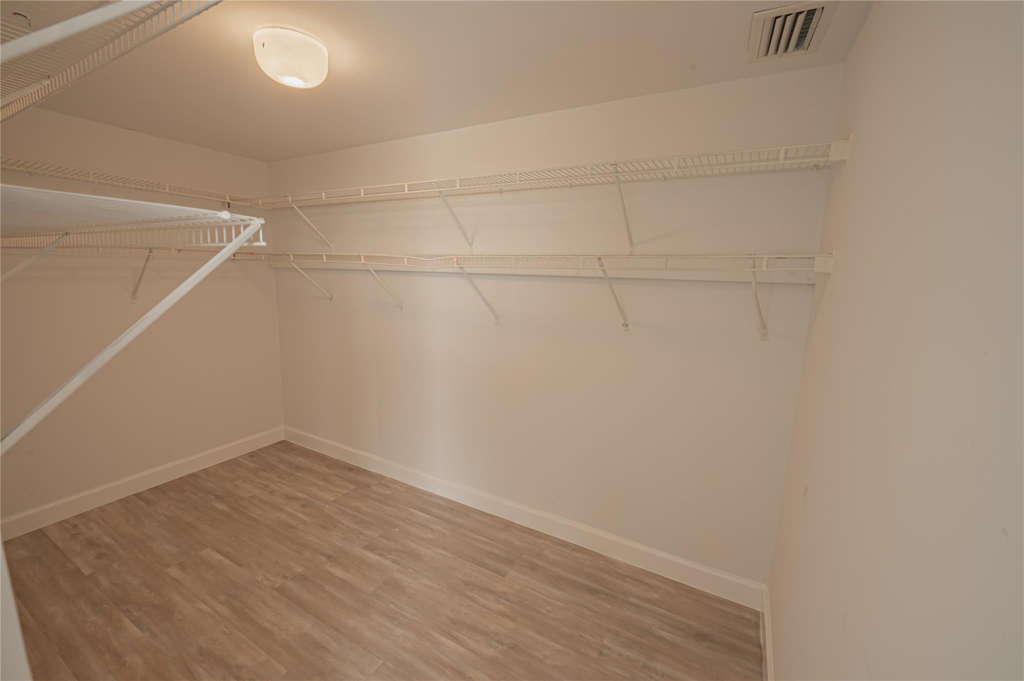GOLDEN ISLES SEC C - Residential Lease