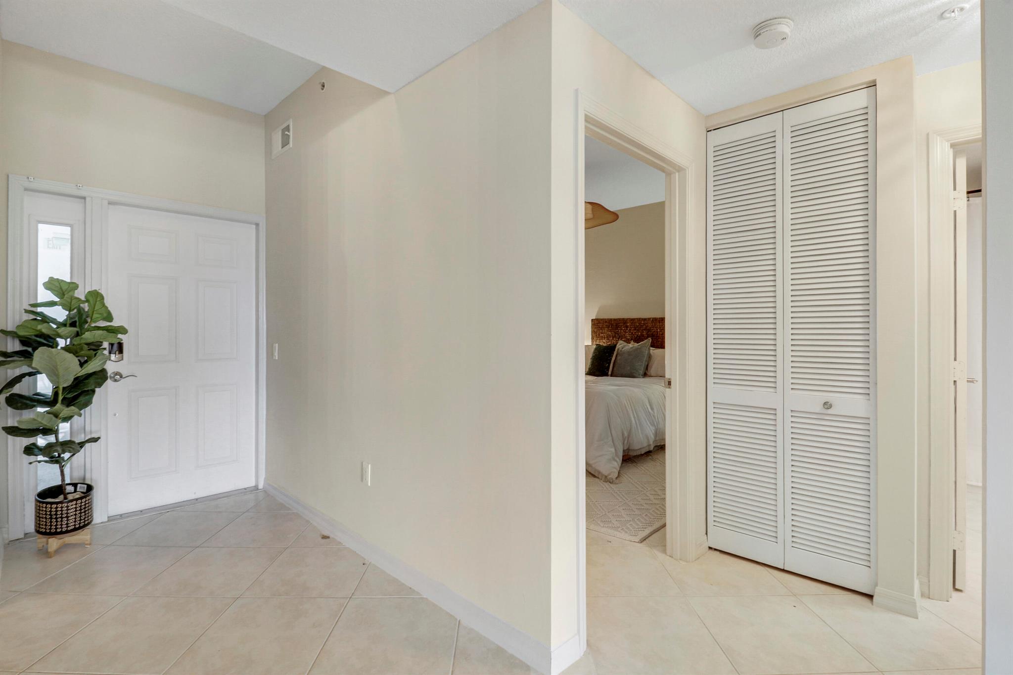 SEAMARK CONDO - Residential Lease