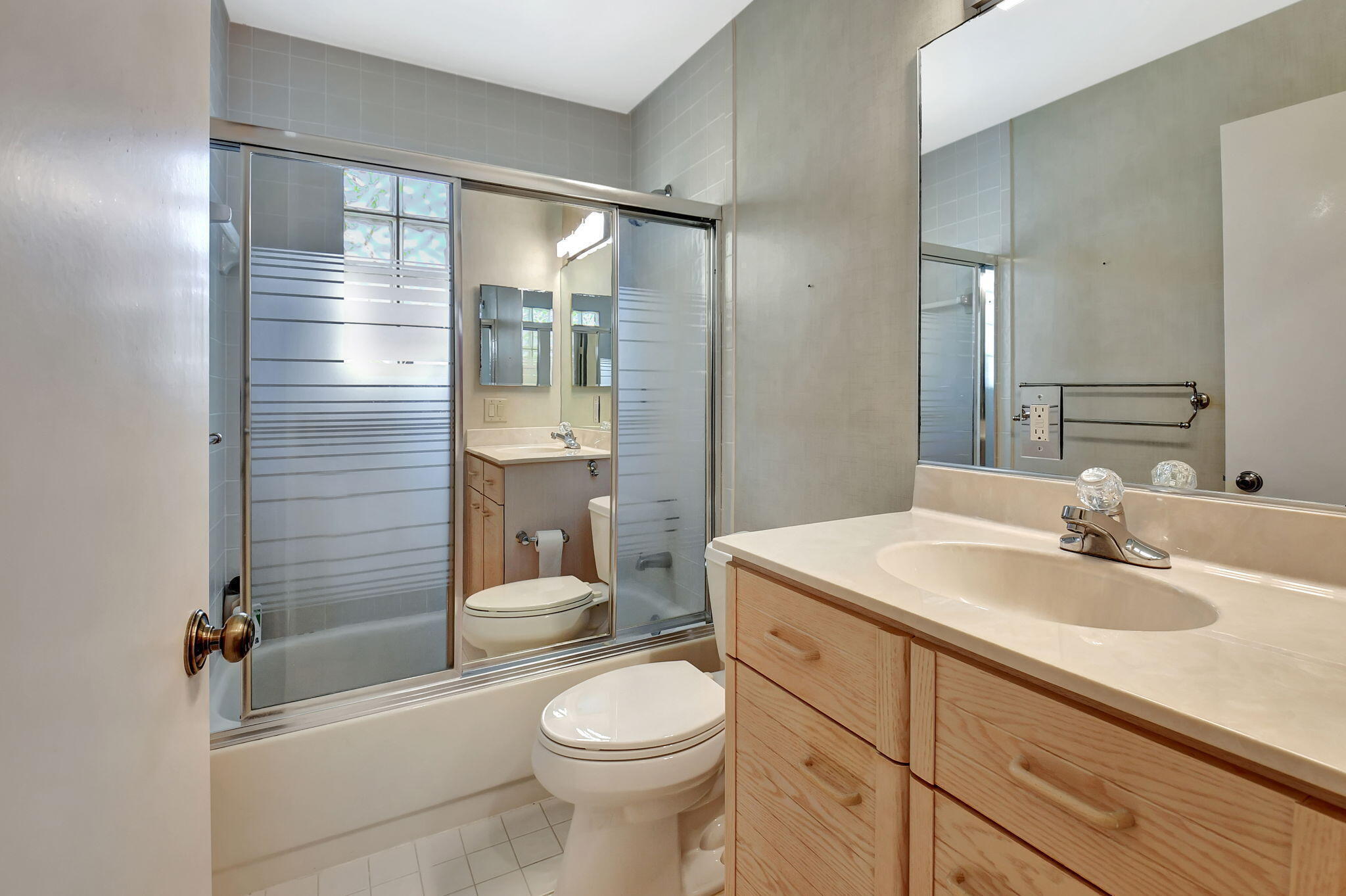 BANYANS - Residential