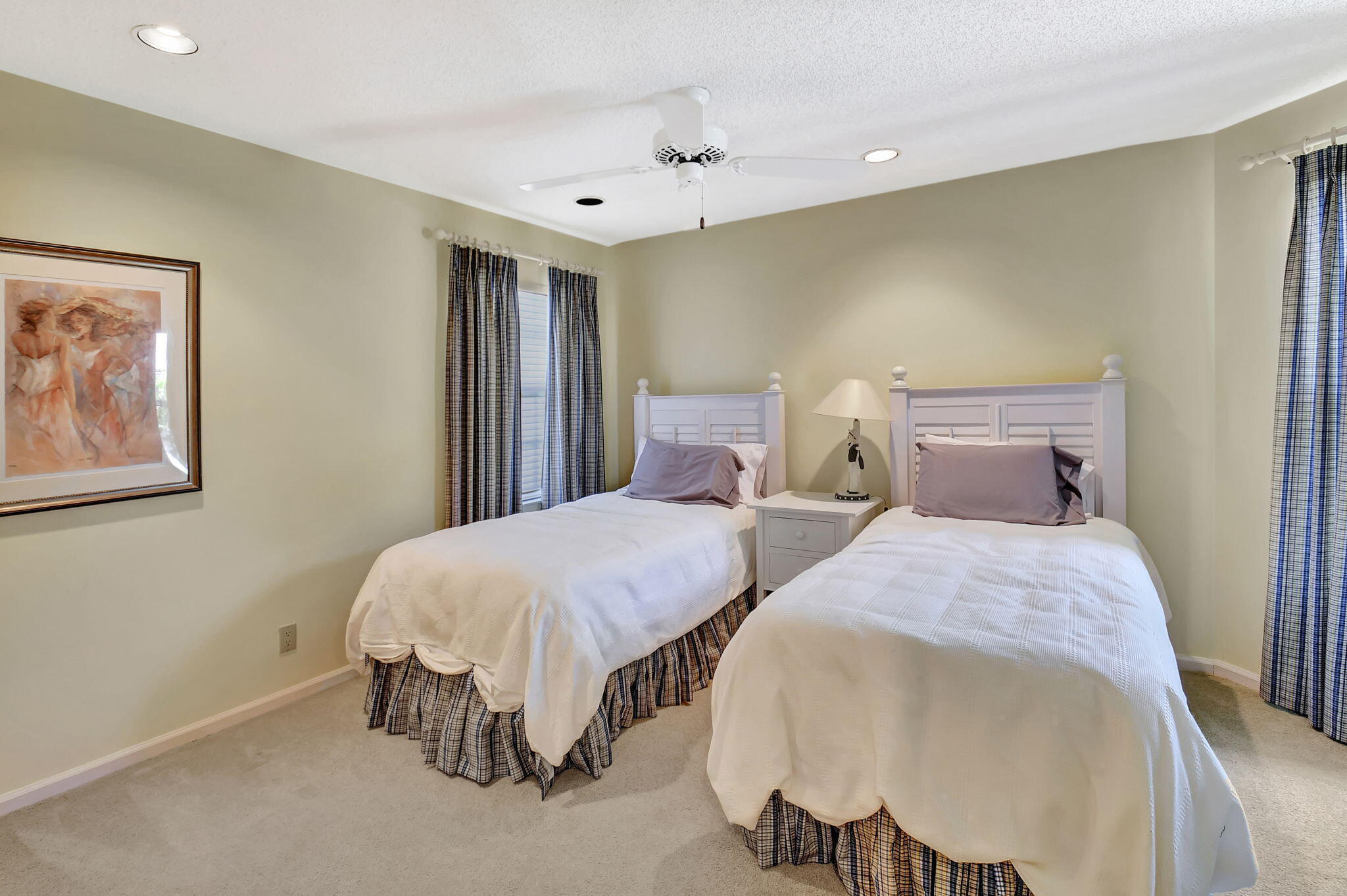 BANYANS - Residential