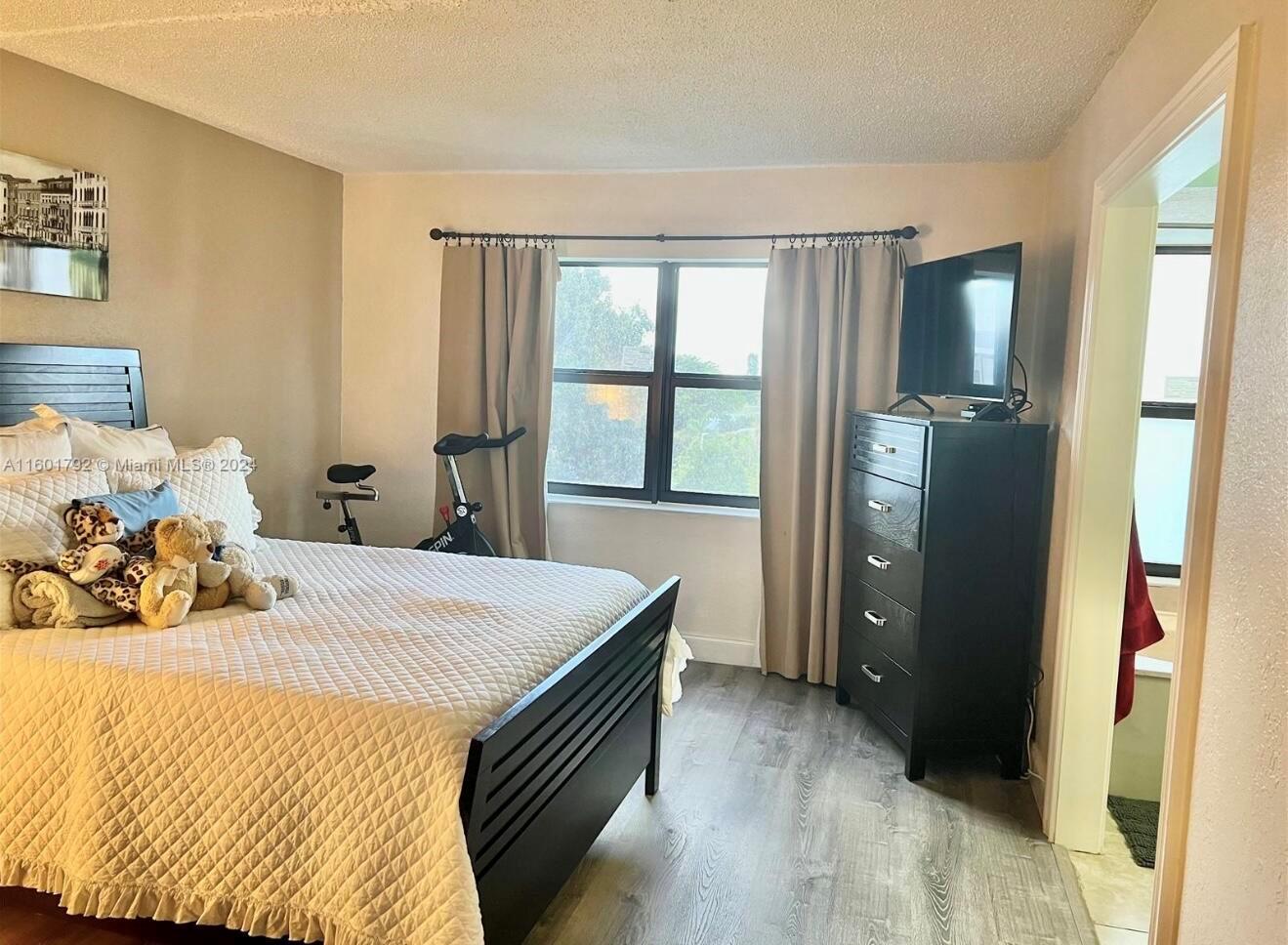 ISLE OF SANDALFOOT CONDO - Residential Lease