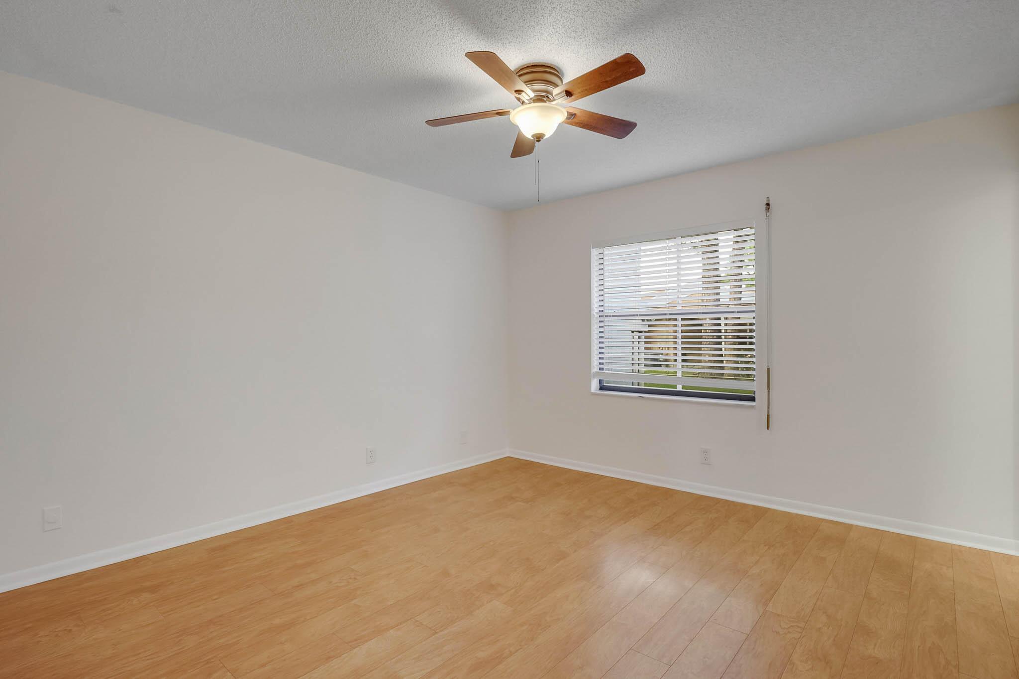 VILLAGES OF WOODLAKE 2 - Residential