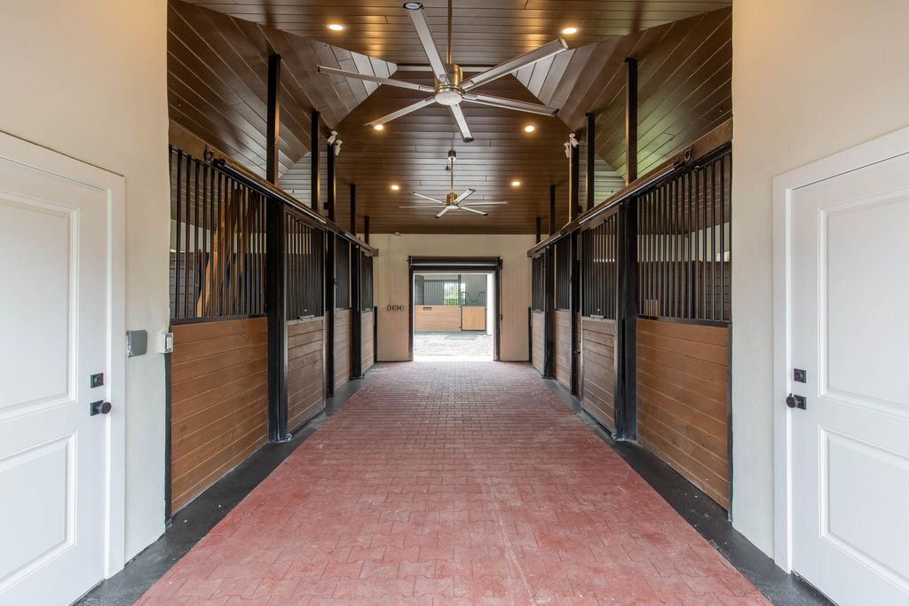 Photo of 2184 Appaloosa Trail, Wellington, FL 33414 (MLS # B26002836)