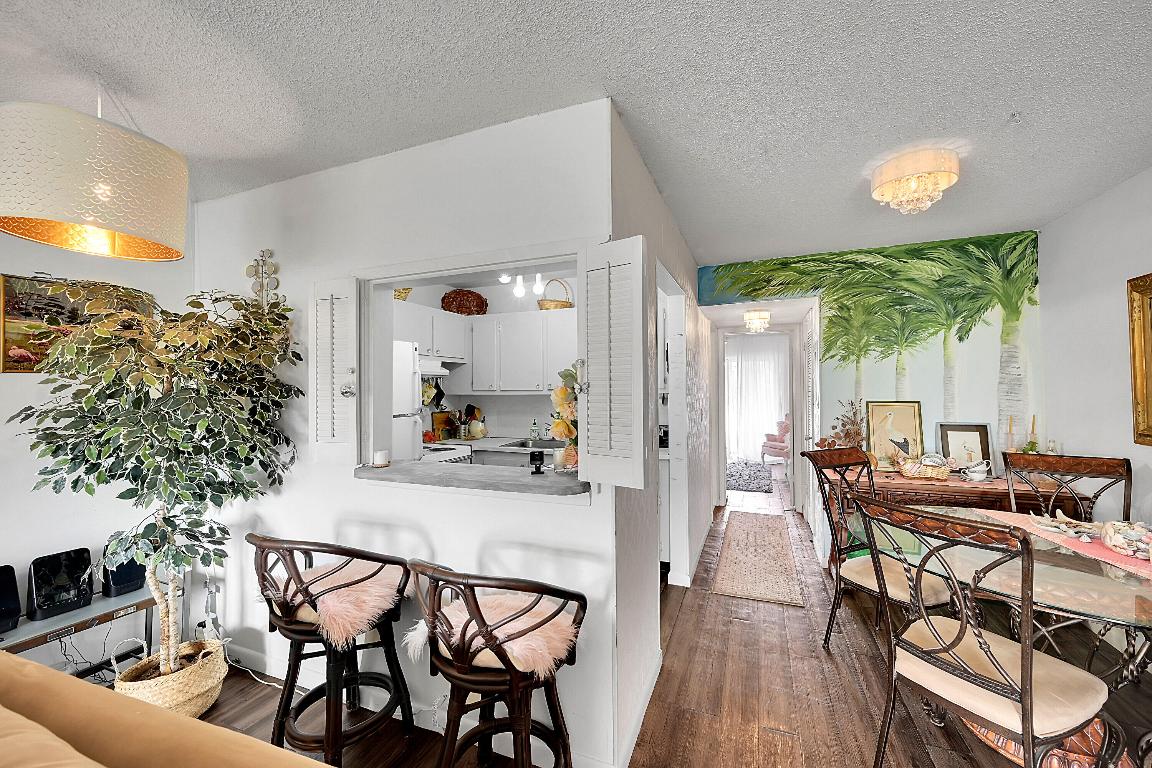 SHEFFIELD CONDOS A TO Q | CENTURY VILLAGE - Residential