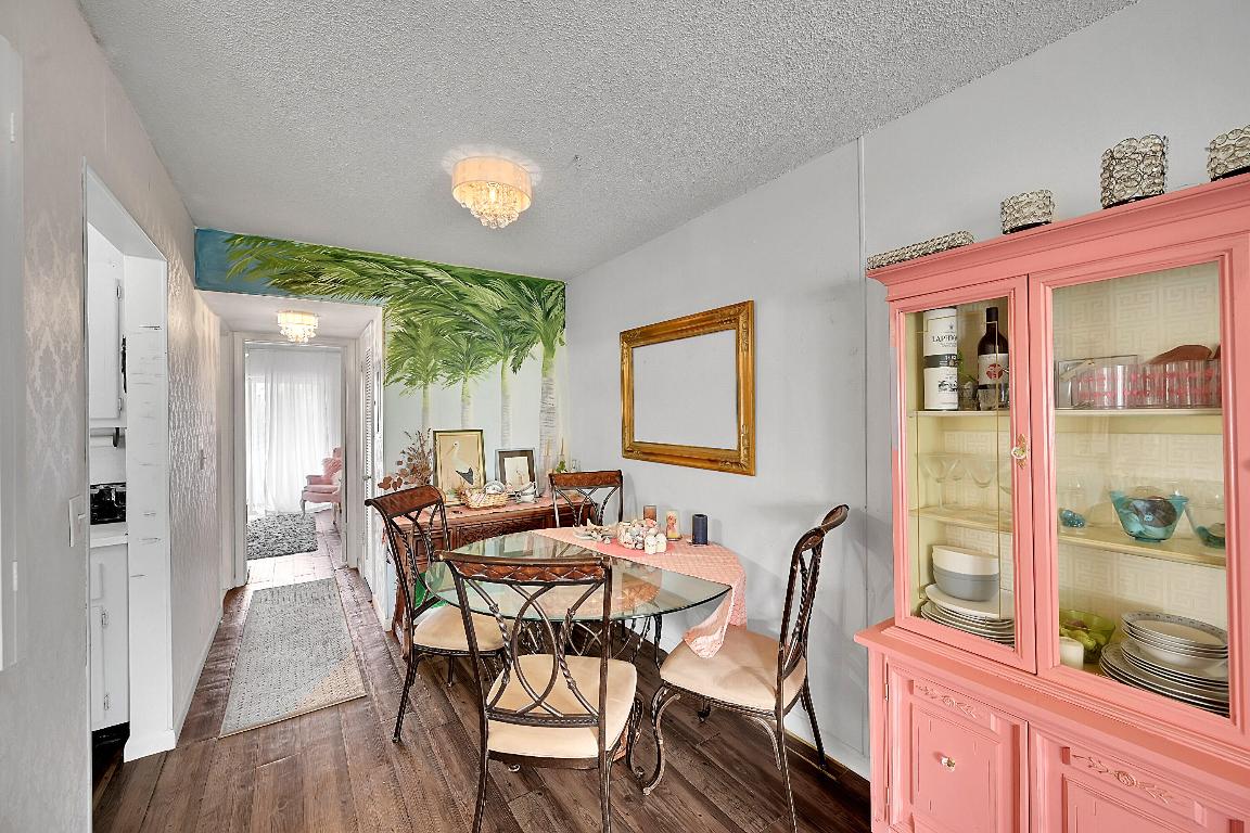 SHEFFIELD CONDOS A TO Q | CENTURY VILLAGE - Residential