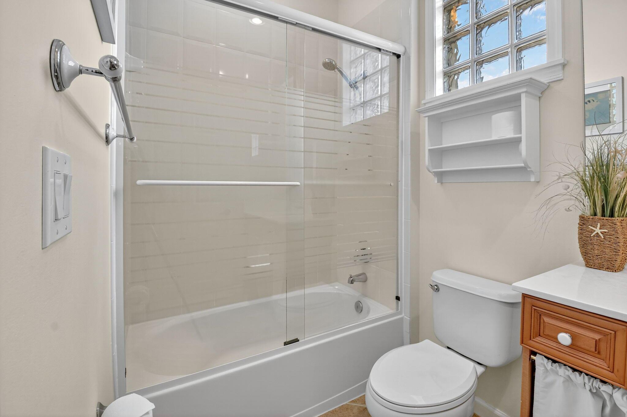 PINES OF BOCA BARWOOD CON - Residential