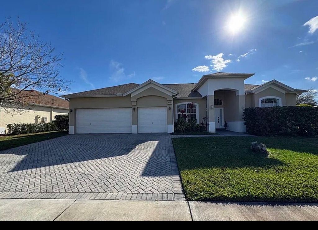 Photo of 408 N Key Lime Sq Square SW, Vero Beach, FL 32968 (MLS # B26022019)