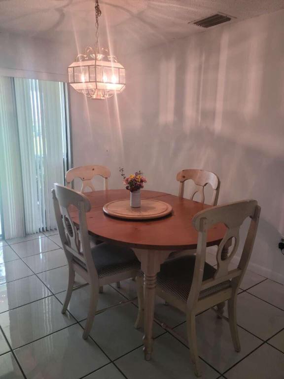 LAKES OF THE MEADOW SEC 1 - Residential