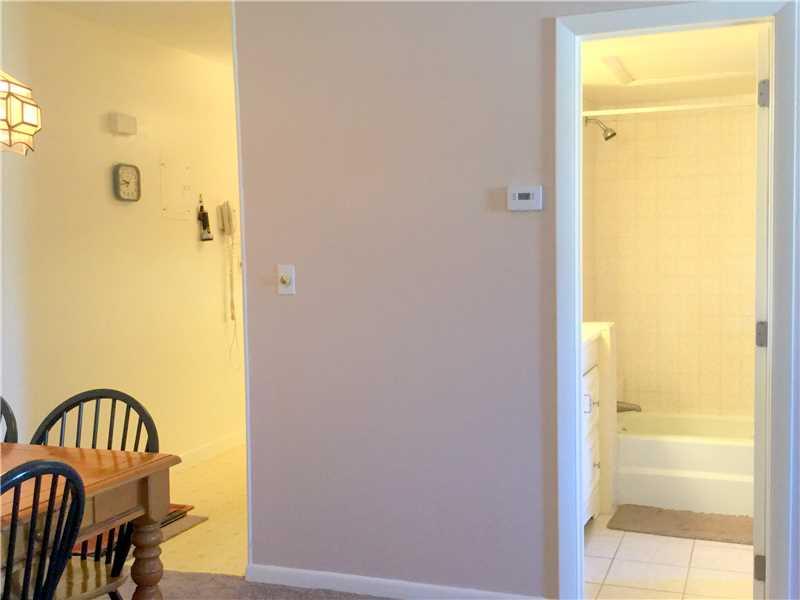 OAKLAND GROVE VILLAGE - Residential