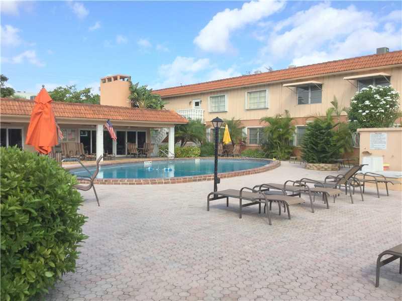 OAKLAND GROVE VILLAGE - Residential