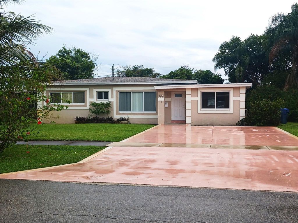 Photo of 359 E Dayton Circle, Fort Lauderdale, FL 33312 (MLS # F10501792)