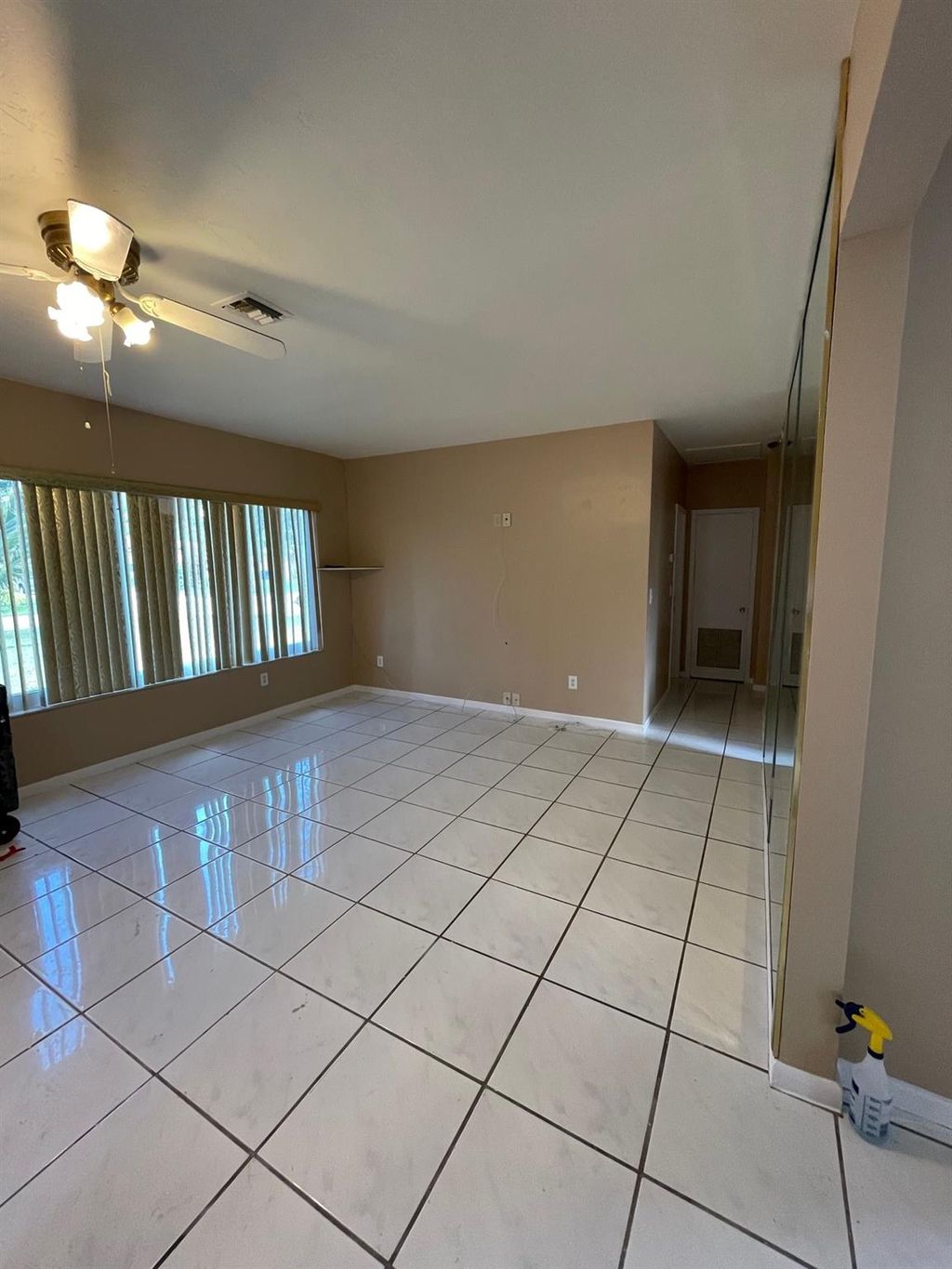 Photo of 359 E Dayton Circle, Fort Lauderdale, FL 33312 (MLS # F10501792)