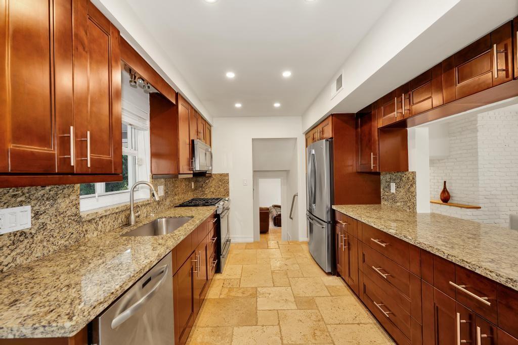 CORAL TERRACE - Residential Lease