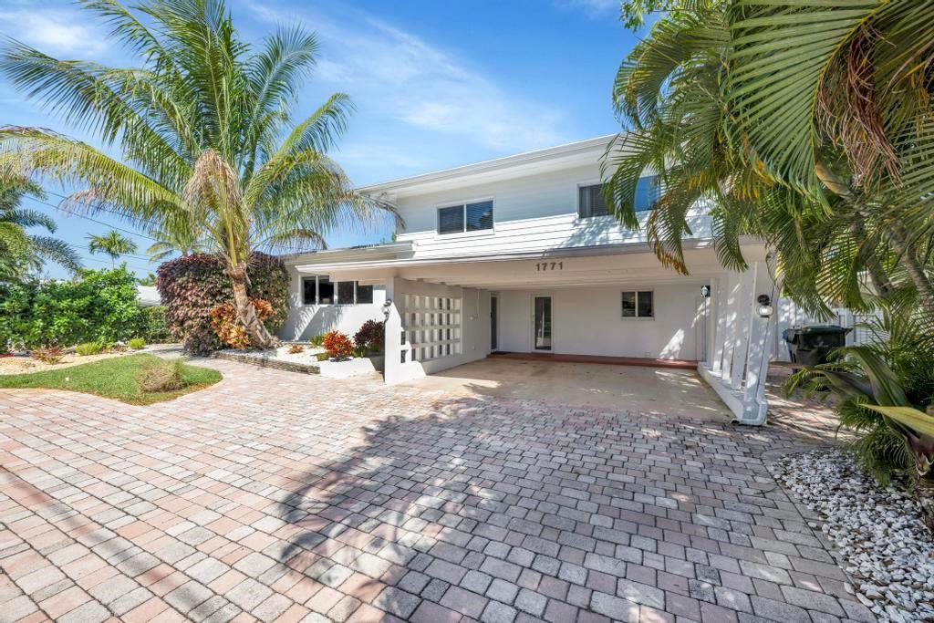 CORAL TERRACE - Residential Lease
