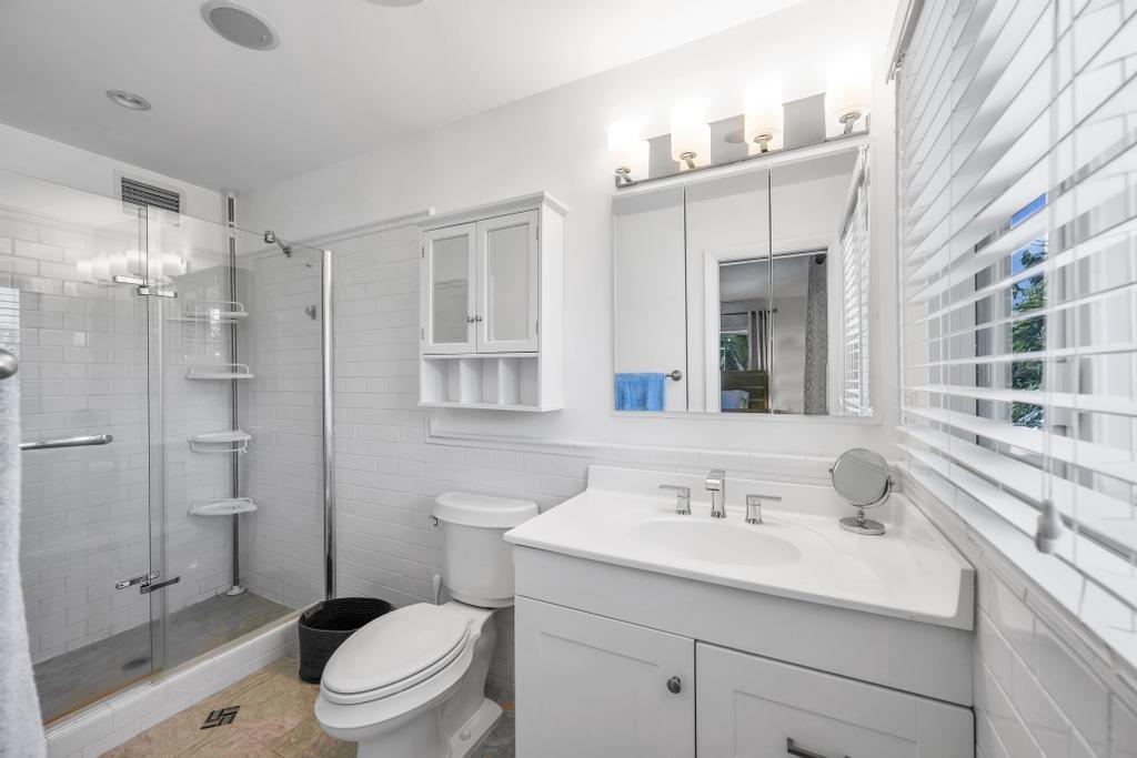 CORAL TERRACE - Residential Lease