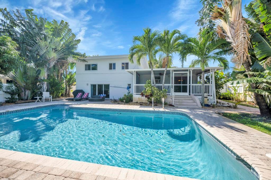 CORAL TERRACE - Residential Lease