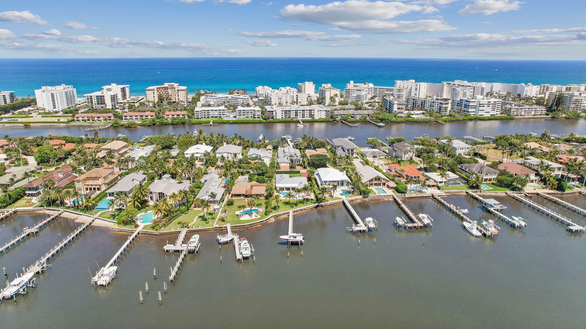 LAKE SHORES LANTANA - Residential