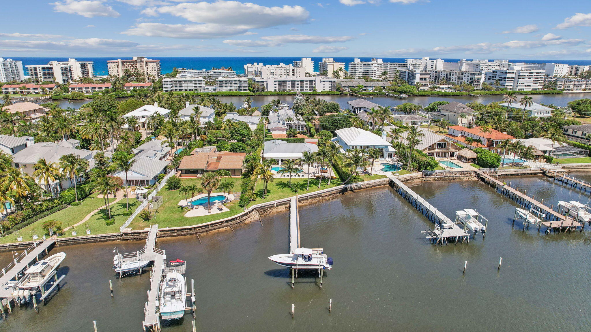 LAKE SHORES LANTANA - Residential