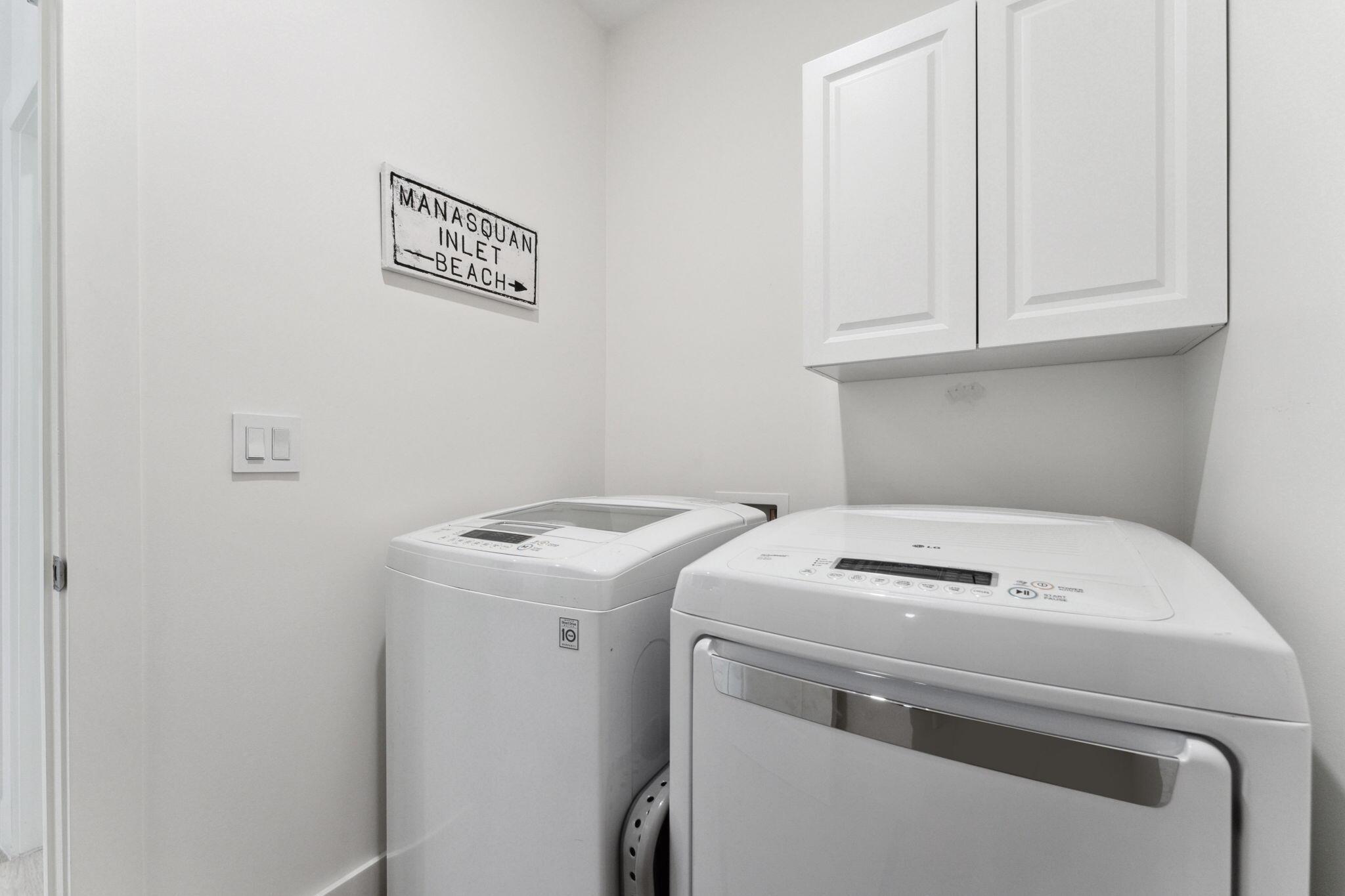 LAKE SHORES LANTANA - Residential