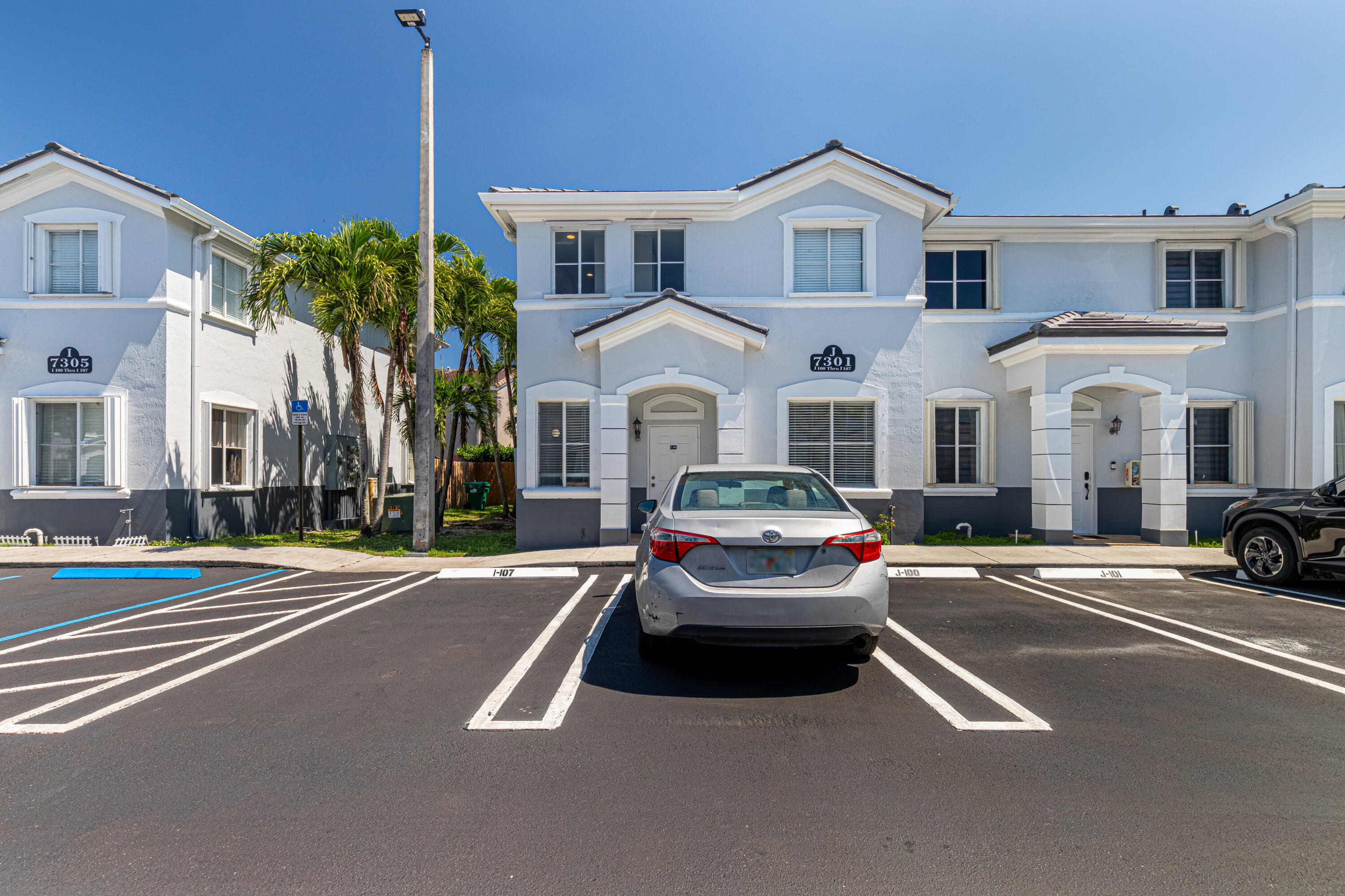 SHOMA VILLAS II AT COUNTRY CLUB - Residential