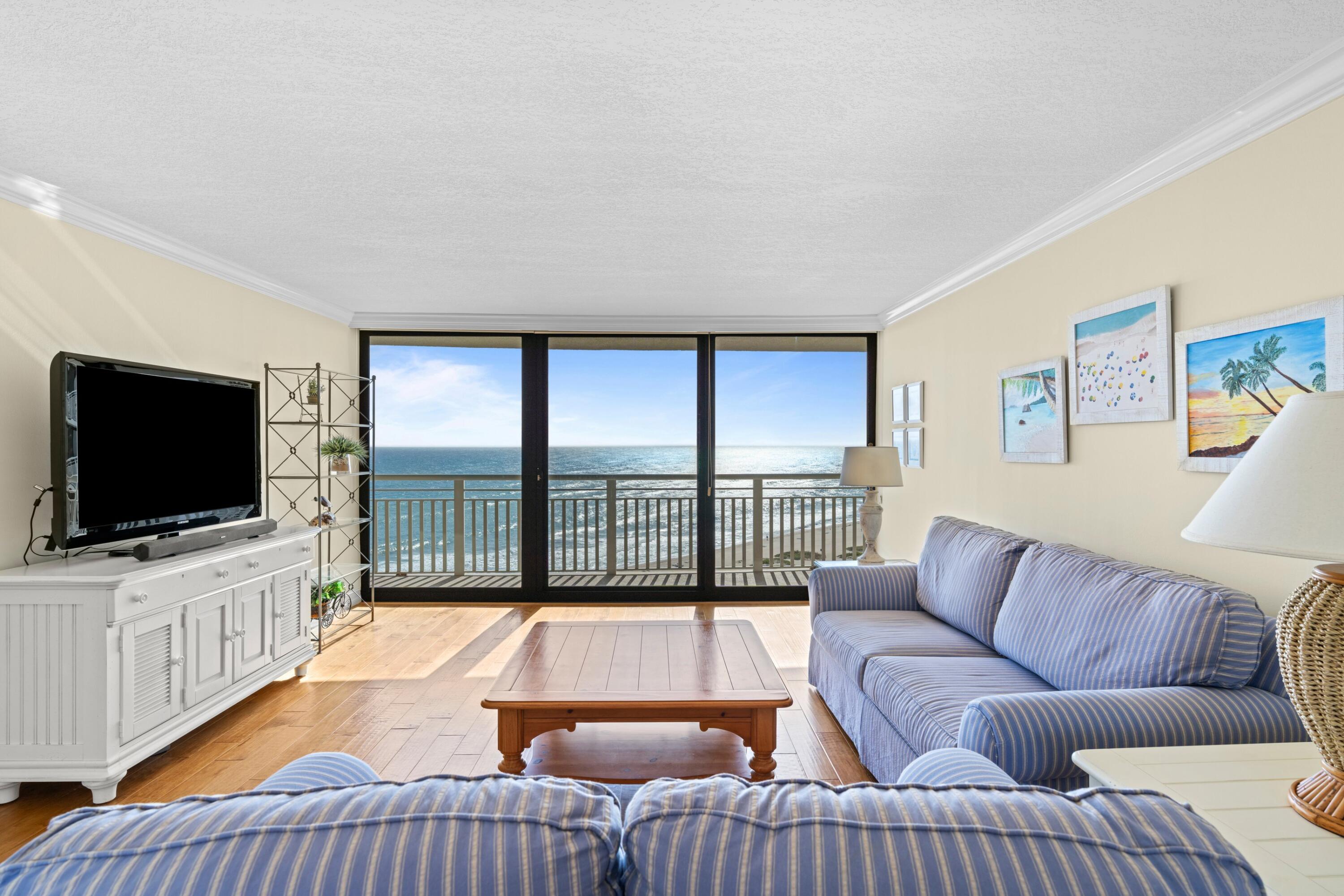 TIARA CONDO - Residential