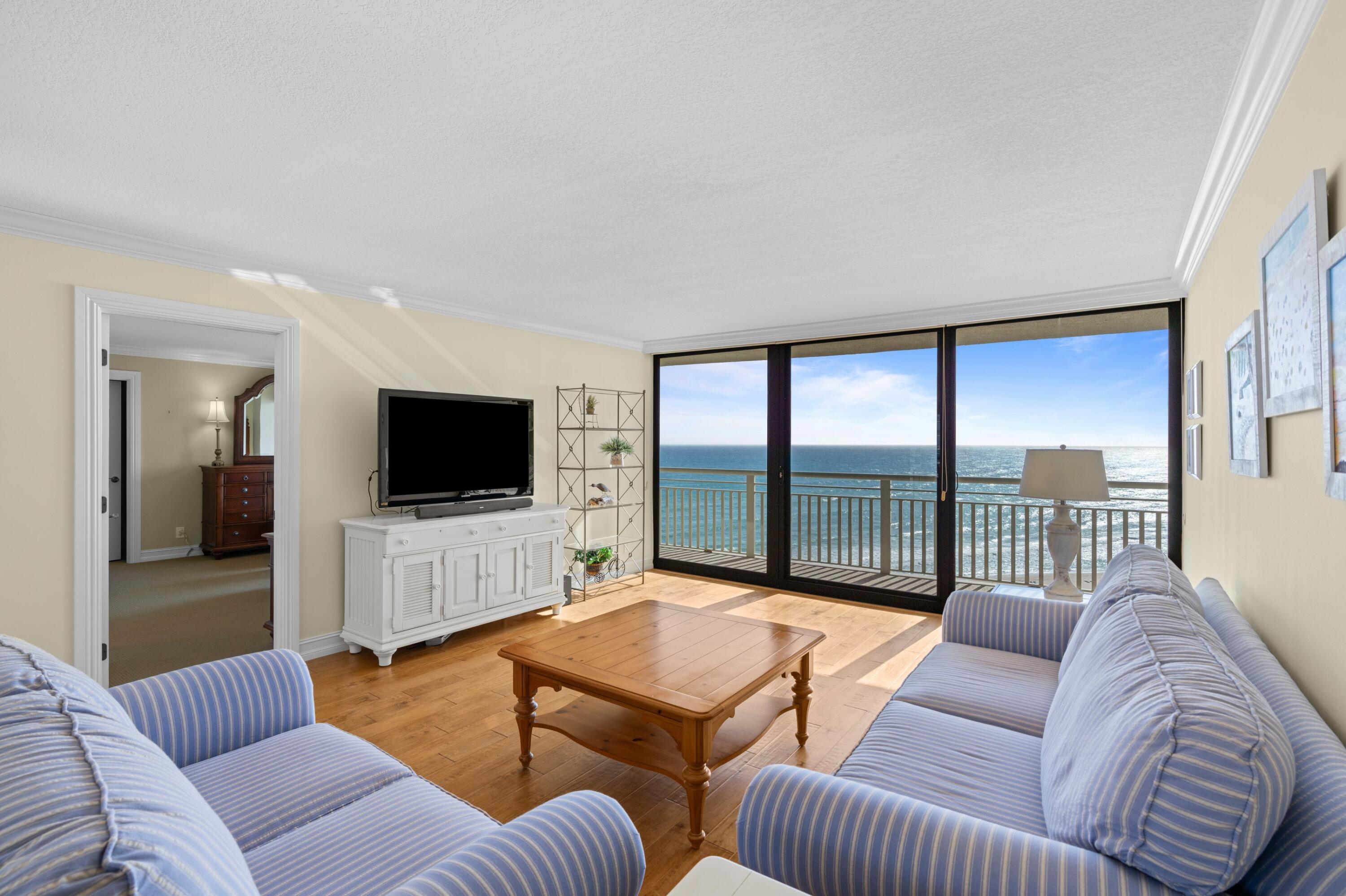 TIARA CONDO - Residential