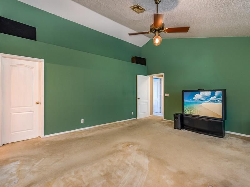 Woodside Estates 127-10 B - Residential