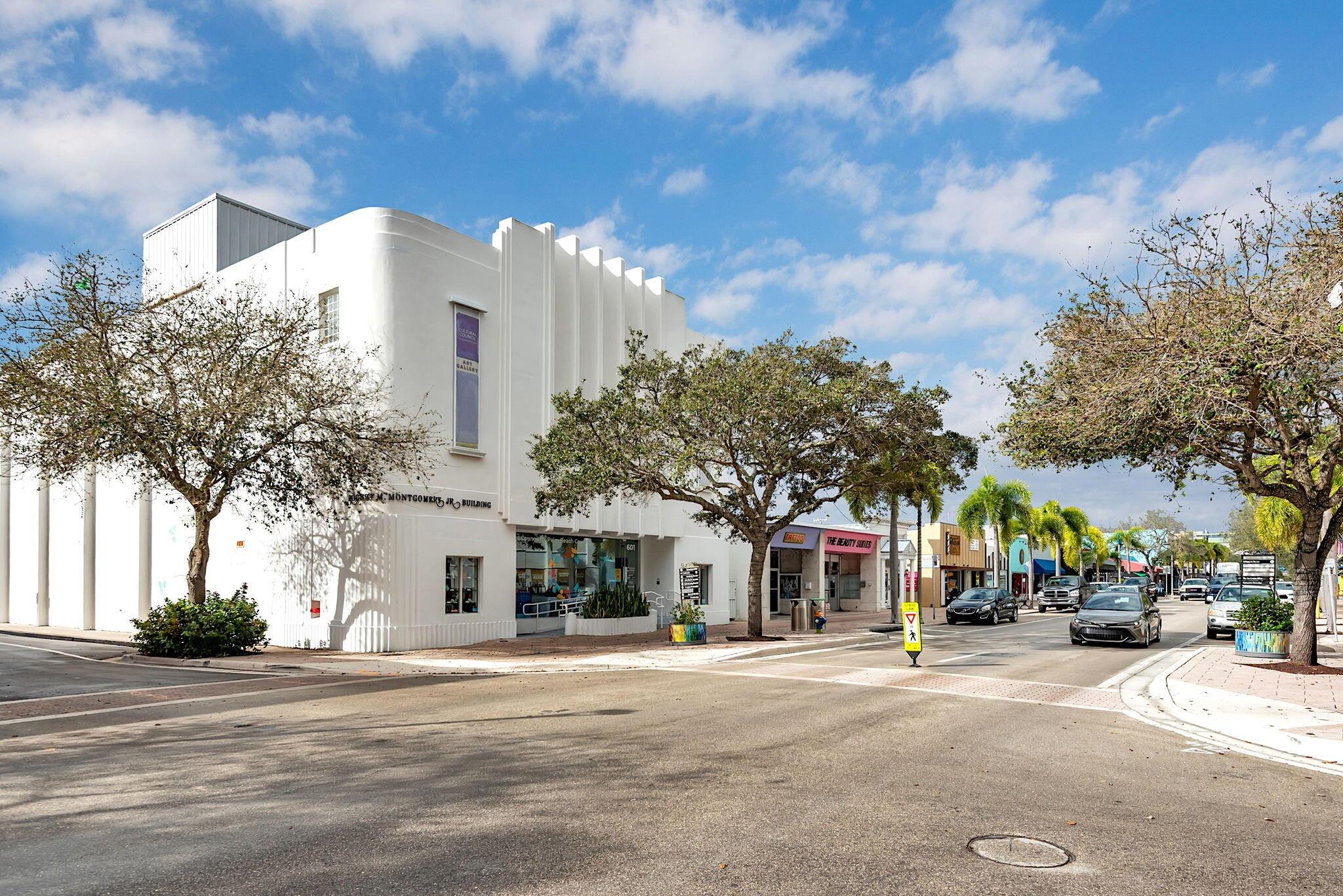 511 Lucerne Avenue 308